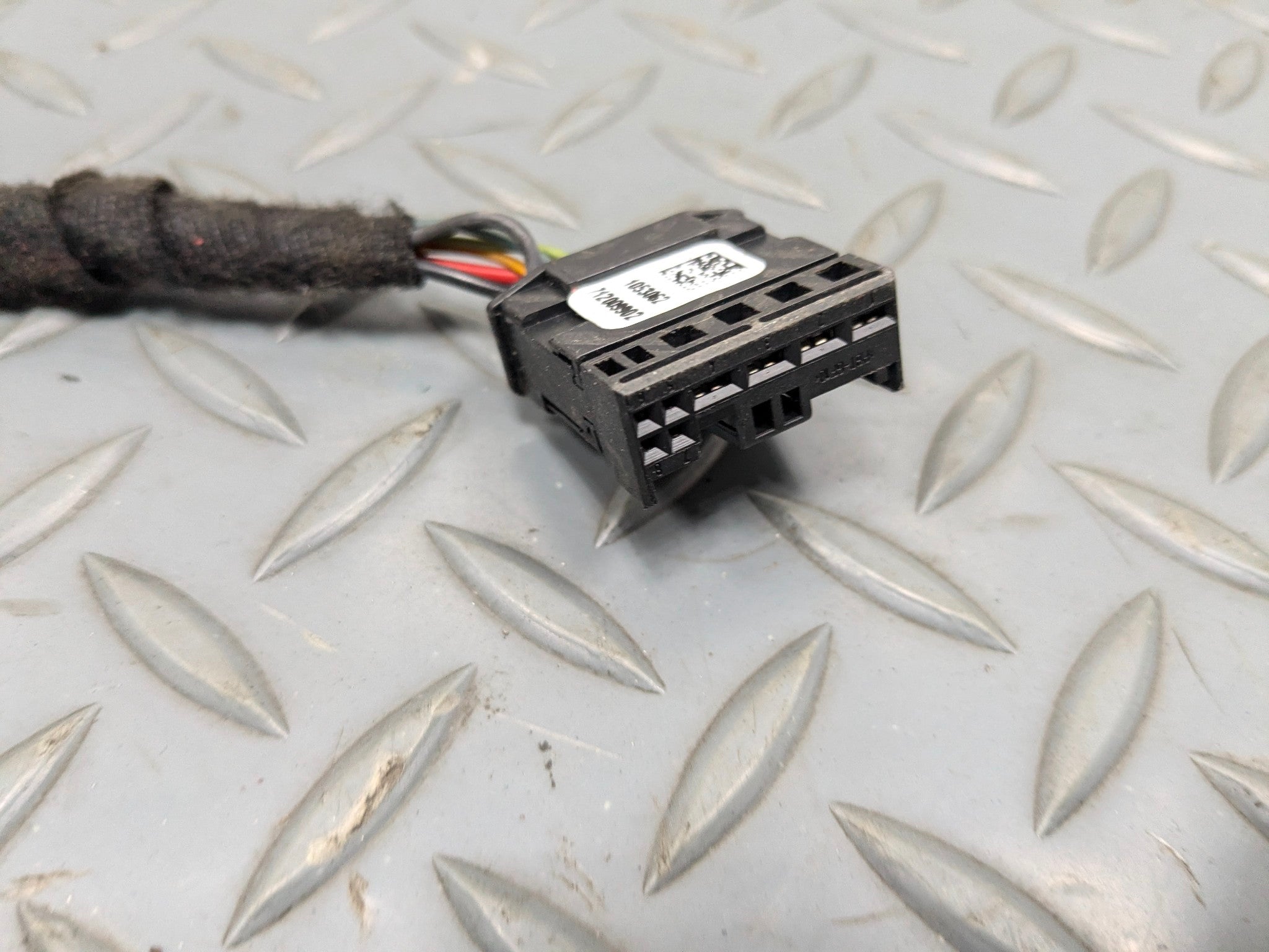 08 - 12 OEM BMW 750LI REAR LEFT AND RIGHT TAILGATE SHOCK STRUT ABSORBER SET