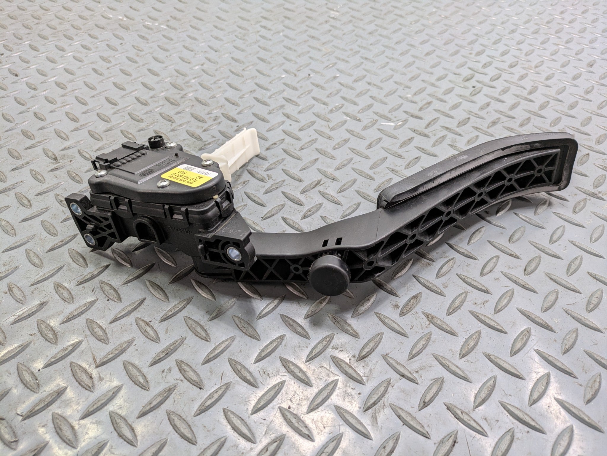 2008 - 2010 OEM PORSCHE CAYENNE GAS PEDAL ACCELERATOR THROTTLE SENSOR