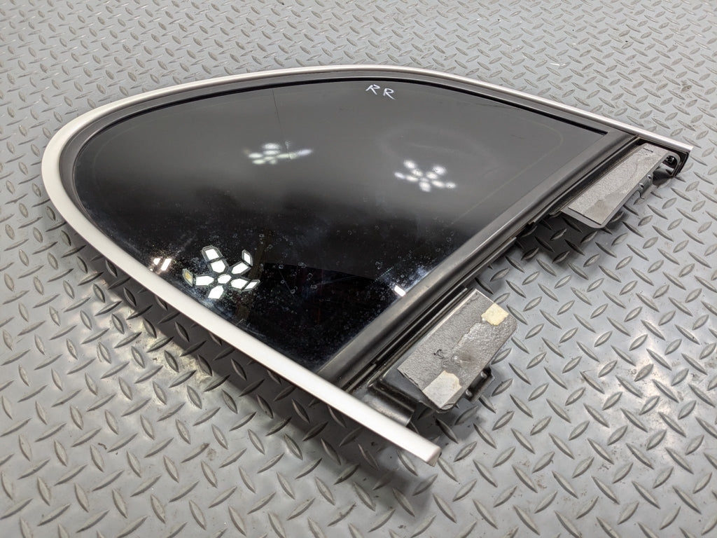 2008 - 2010 OEM PORSCHE CAYENNE REAR RIGHT PASSENGER SIDE QUARTER WINDOW GLASS