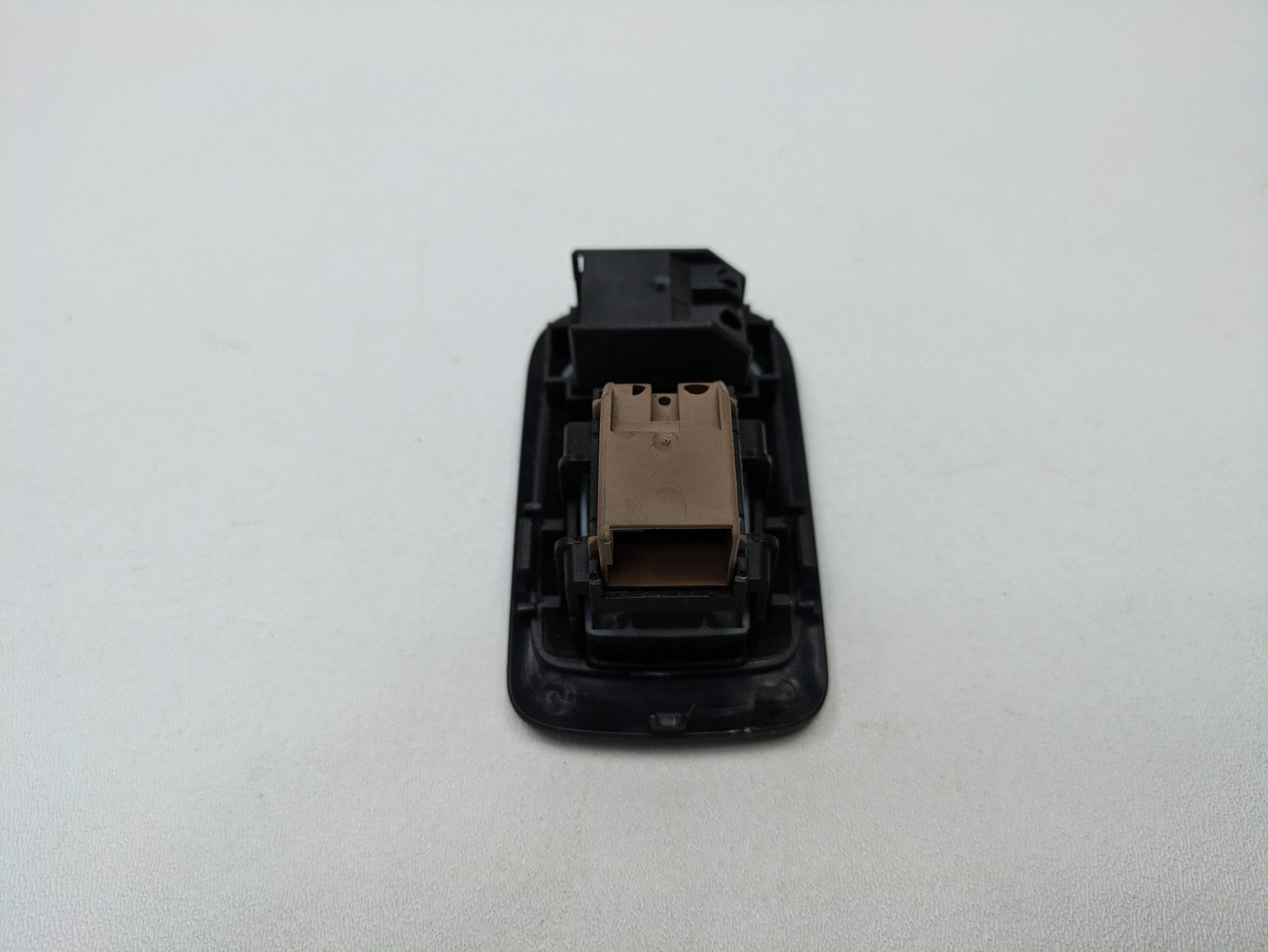 2008 - 2010 OEM PORSCHE CAYENNE REAR RIGHT PASSENGER SIDE DOOR SWITCH ASSEMBLY