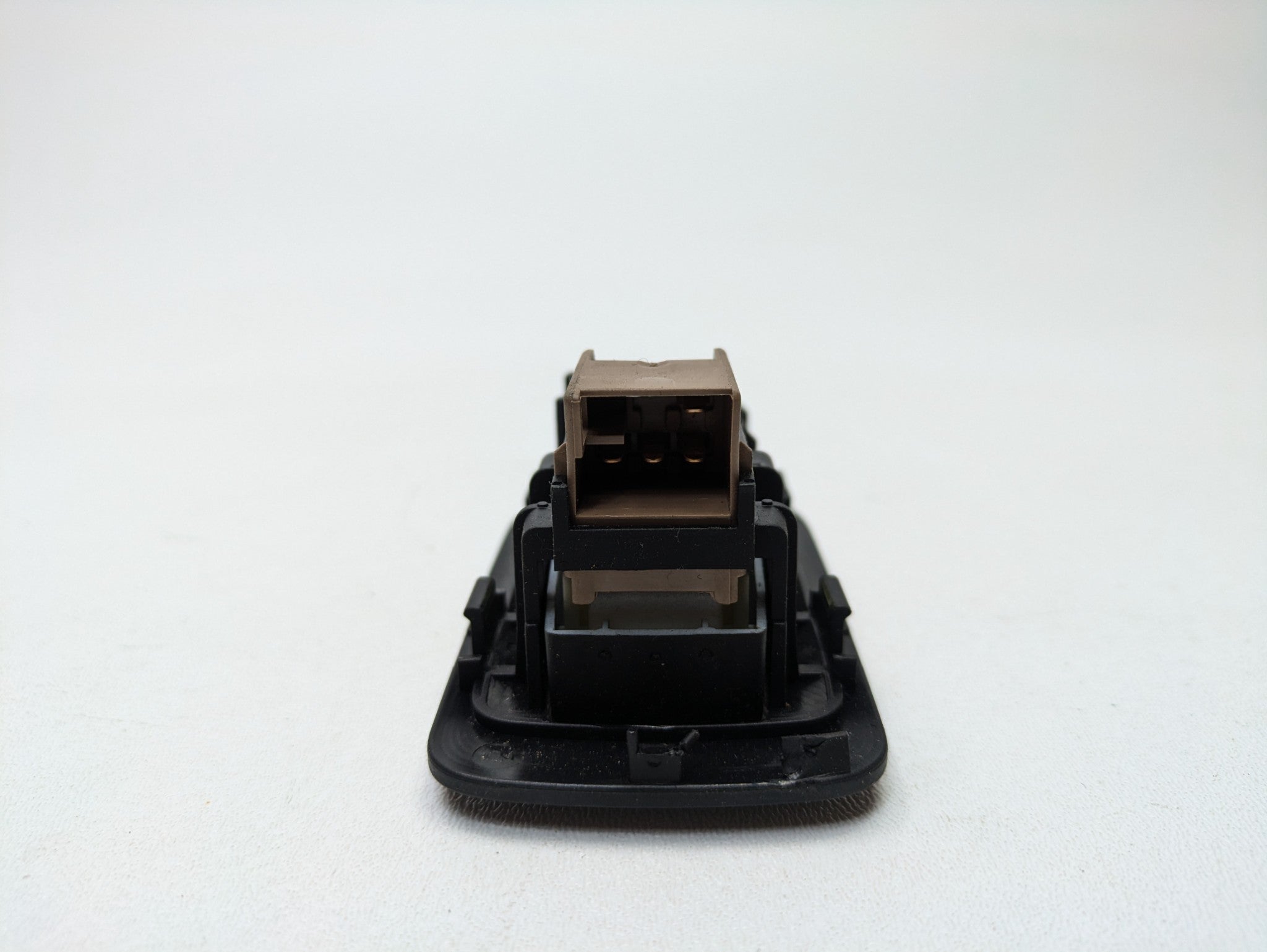 2008 - 2010 OEM PORSCHE CAYENNE REAR RIGHT PASSENGER SIDE DOOR SWITCH ASSEMBLY