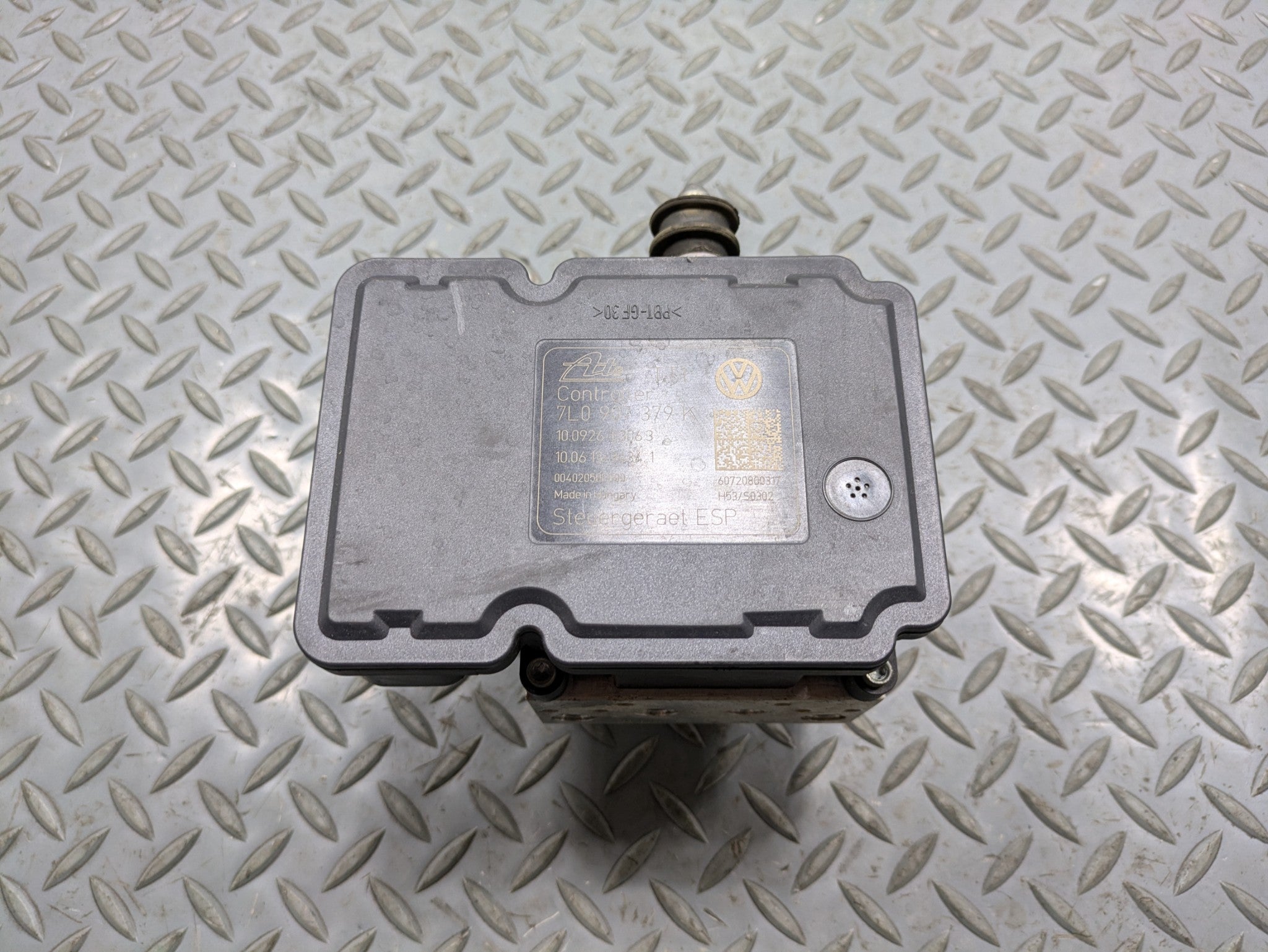 2008 - 2010 OEM PORSCHE CAYENNE ABS ANTI LOCK BRAKE PUMP MODULE