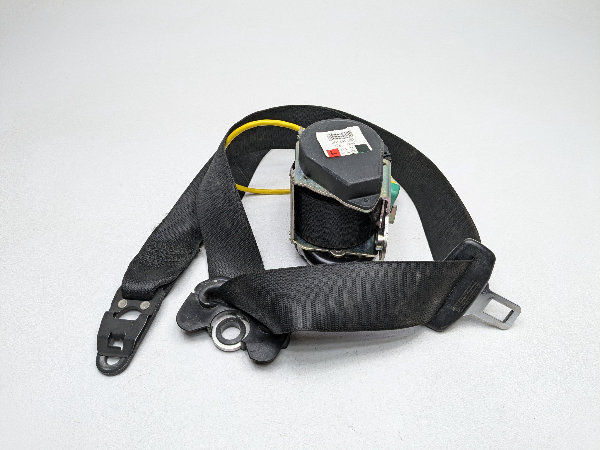 2008 - 2010 OEM PORSCHE CAYENNE FRONT LEFT DRIVER SIDE SEAT BELT RETRACTOR