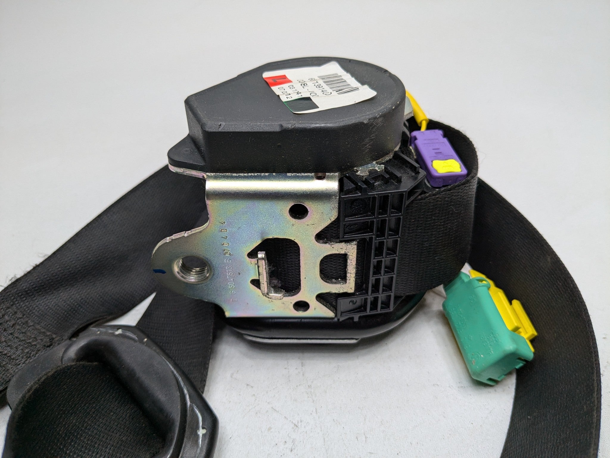 2008 - 2010 OEM PORSCHE CAYENNE FRONT LEFT DRIVER SIDE SEAT BELT RETRACTOR