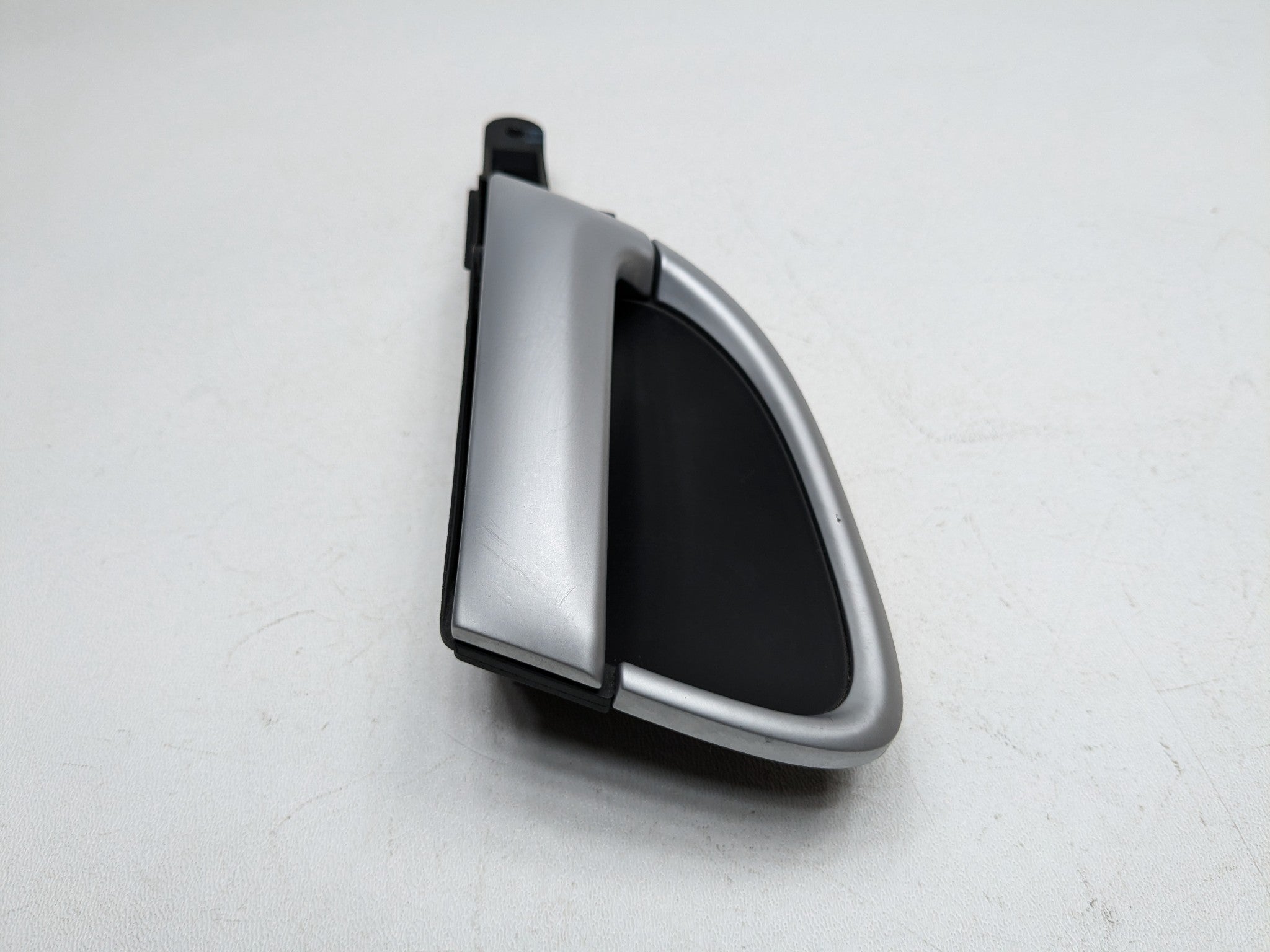 2008 - 2010 OEM PORSCHE CAYENNE REAR LEFT DRIVER SIDE INSIDE DOOR HANDLE