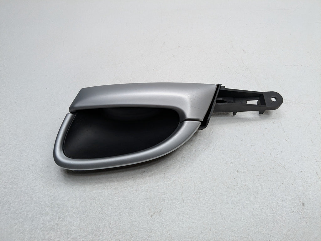 2008 - 2010 OEM PORSCHE CAYENNE FRONT LEFT DRIVER SIDE INSIDE DOOR HANDLE