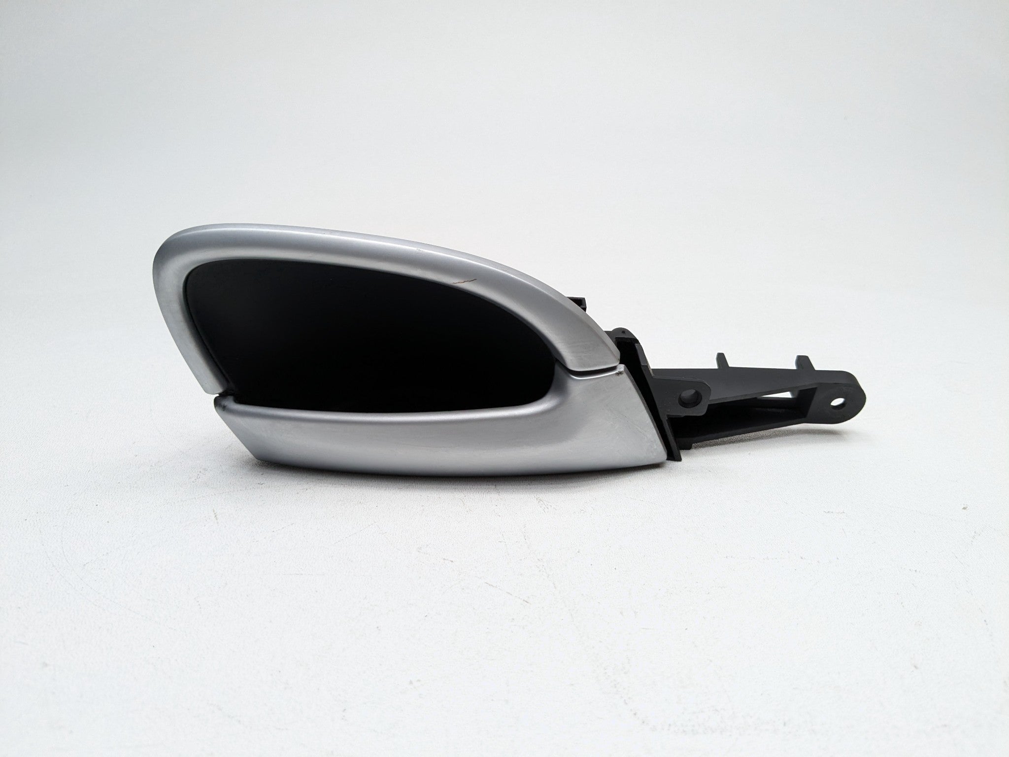 2008 - 2010 OEM PORSCHE CAYENNE REAR RIGHT PASSENGER SIDE INSIDE DOOR HANDLE