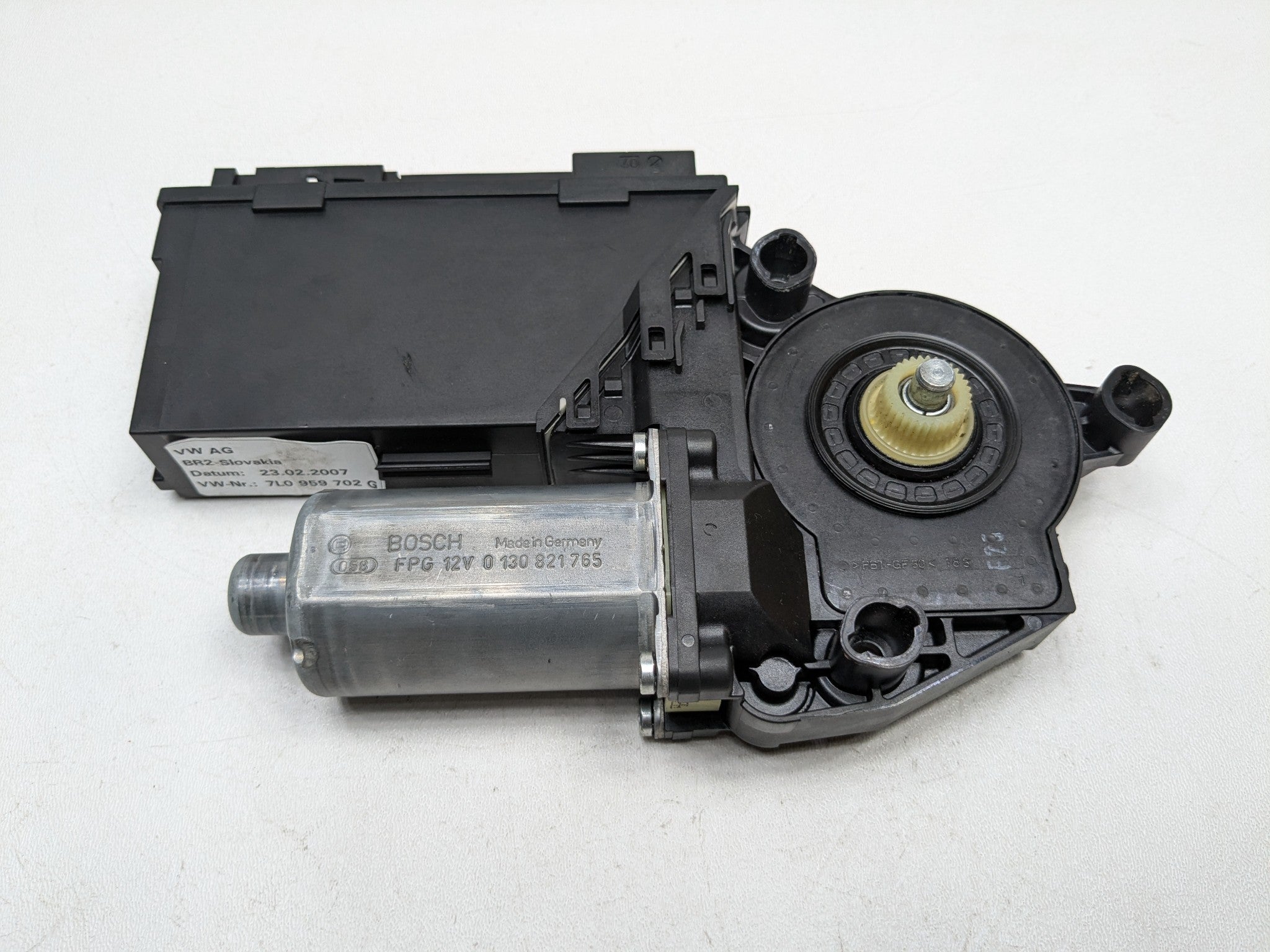 2008 - 2010 OEM PORSCHE CAYENNE FRONT RIGHT PASSENGER SIDE POWER WINDOW MOTOR