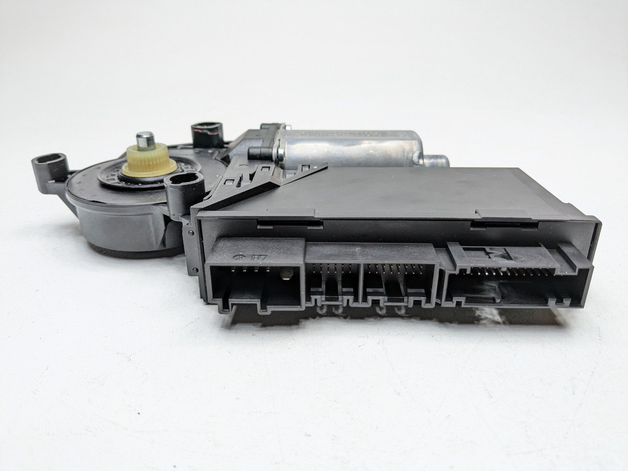 2008 - 2010 OEM PORSCHE CAYENNE FRONT RIGHT PASSENGER SIDE POWER WINDOW MOTOR