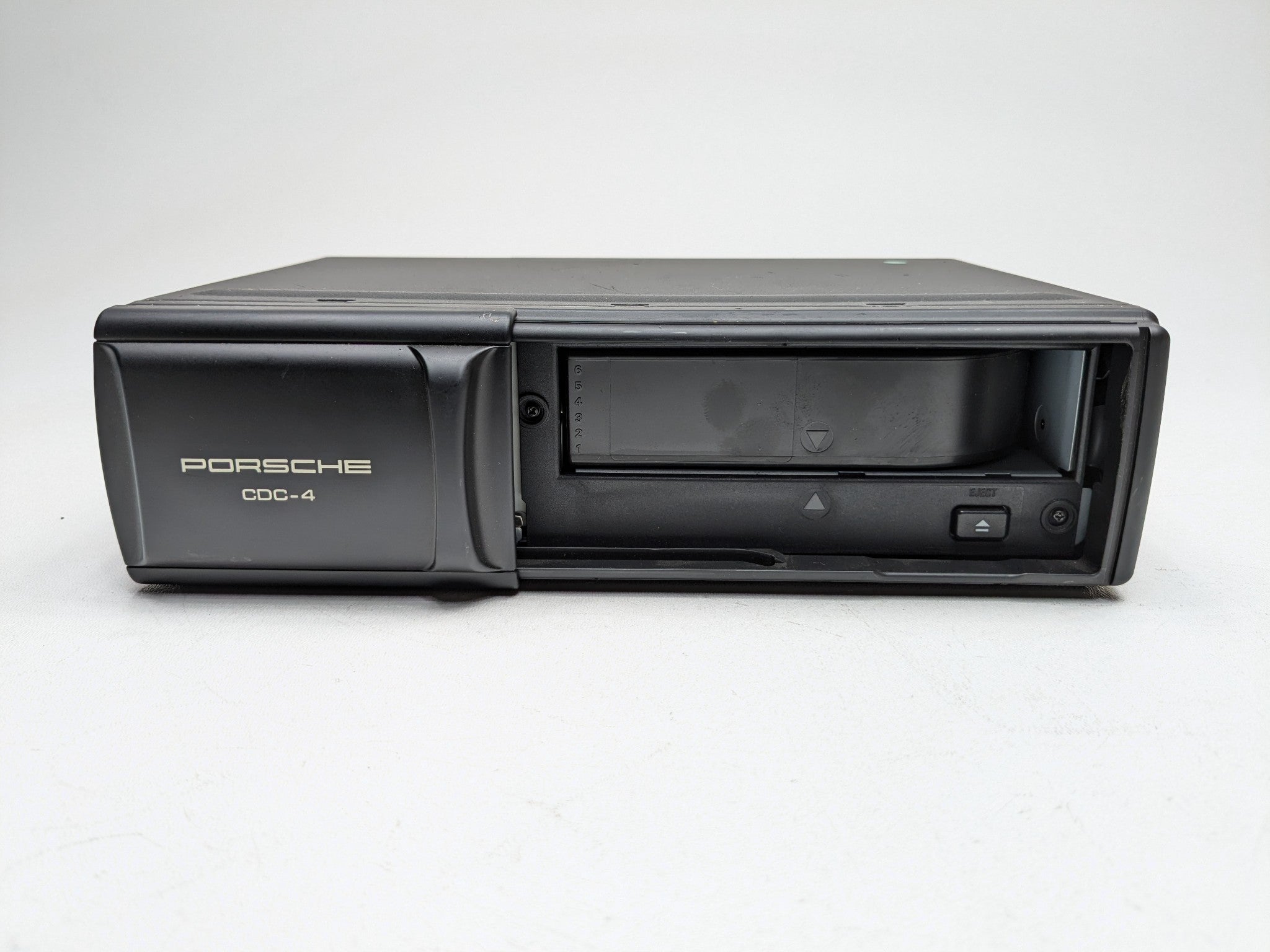 2008 - 2010 OEM PORSCHE CAYENNE FRONT RADIO STEREO CD CHANGER PLAYER