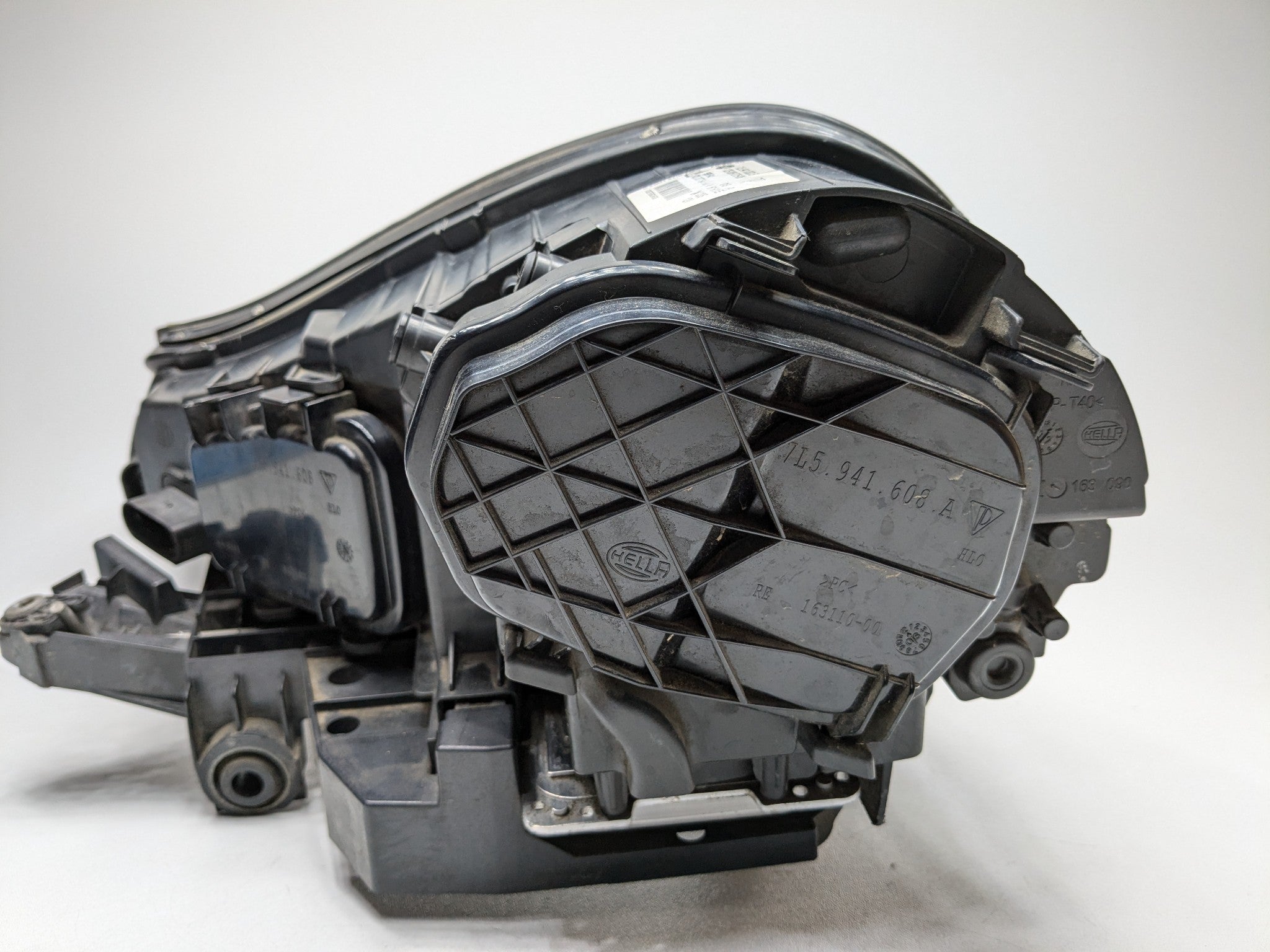 2008 - 2010 OEM PORSCHE CAYENNE FRONT RIGHT PASSENGER SIDE HEADLAMP ASSEMBLY