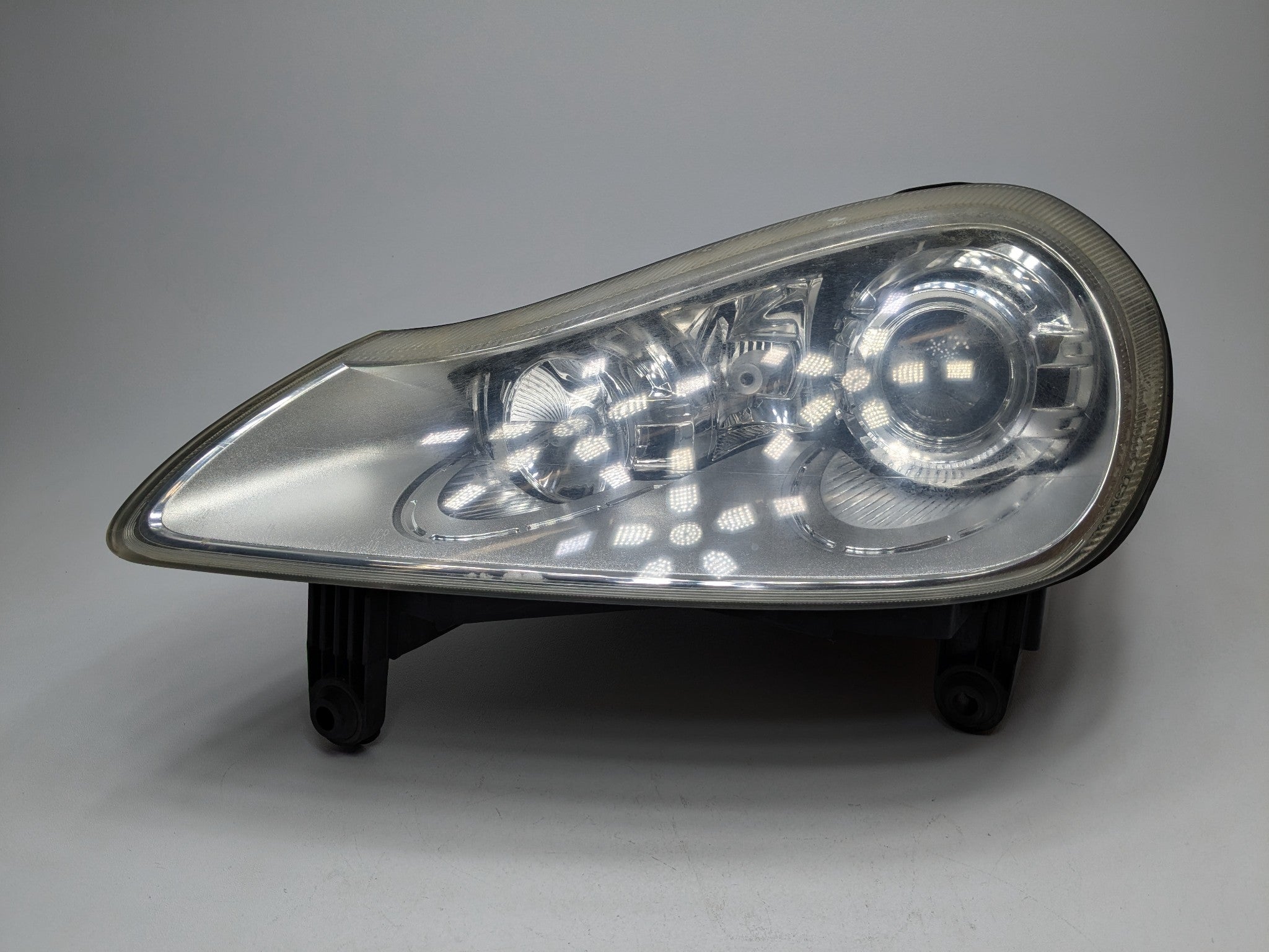 2008 - 2010 OEM PORSCHE CAYENNE FRONT LEFT DRIVER SIDE HEADLAMP ASSEMBLY