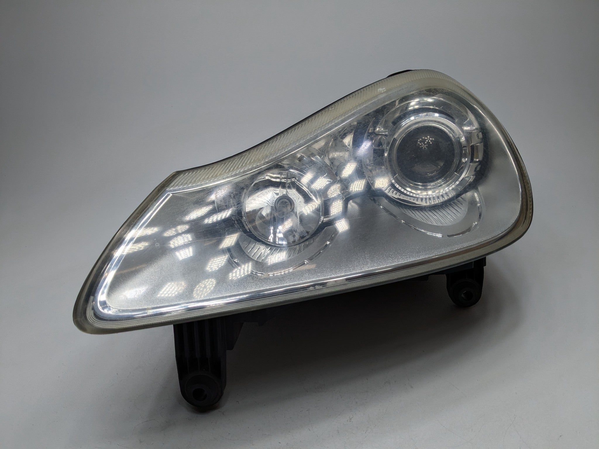 2008 - 2010 OEM PORSCHE CAYENNE FRONT LEFT DRIVER SIDE HEADLAMP ASSEMBLY