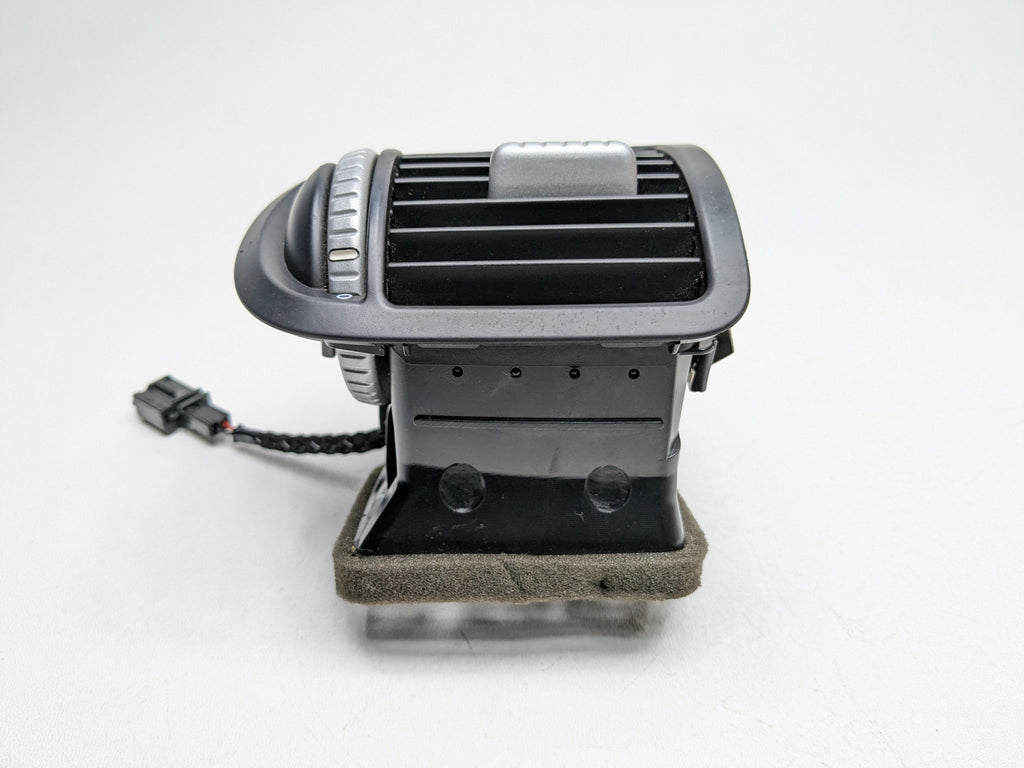 2008 - 2010 OEM PORSCHE CAYENNE FRONT RIGHT PASSENGER SIDE AC HEATER VENT