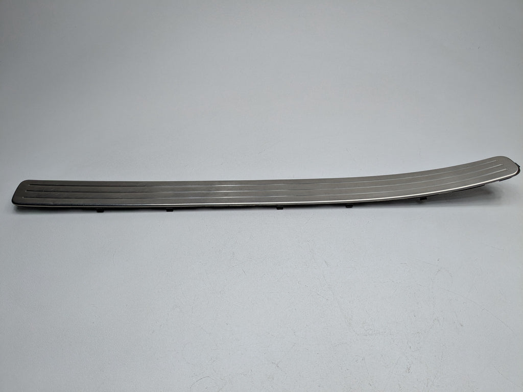 2008 - 2010 OEM PORSCHE CAYENNE FRONT RIGHT PASSENGER SIDE DOOR SILL SCUFF PLATE