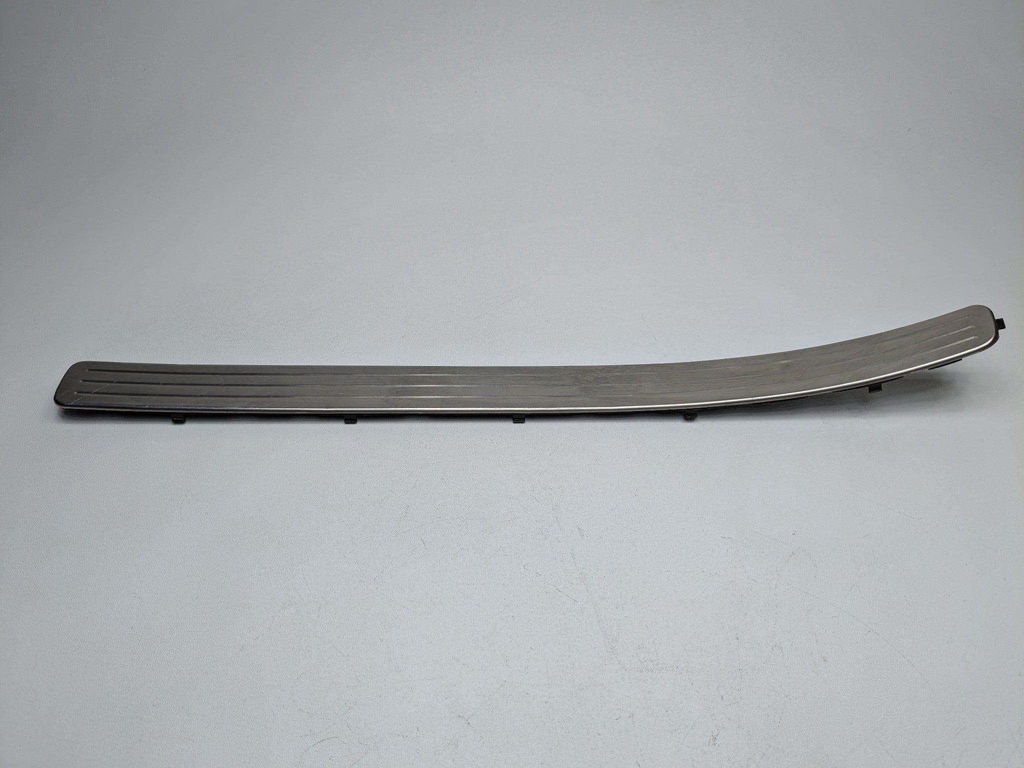 2008 - 2010 OEM PORSCHE CAYENNE FRONT LEFT DRIVER SIDE DOOR SILL SCUFF PLATE