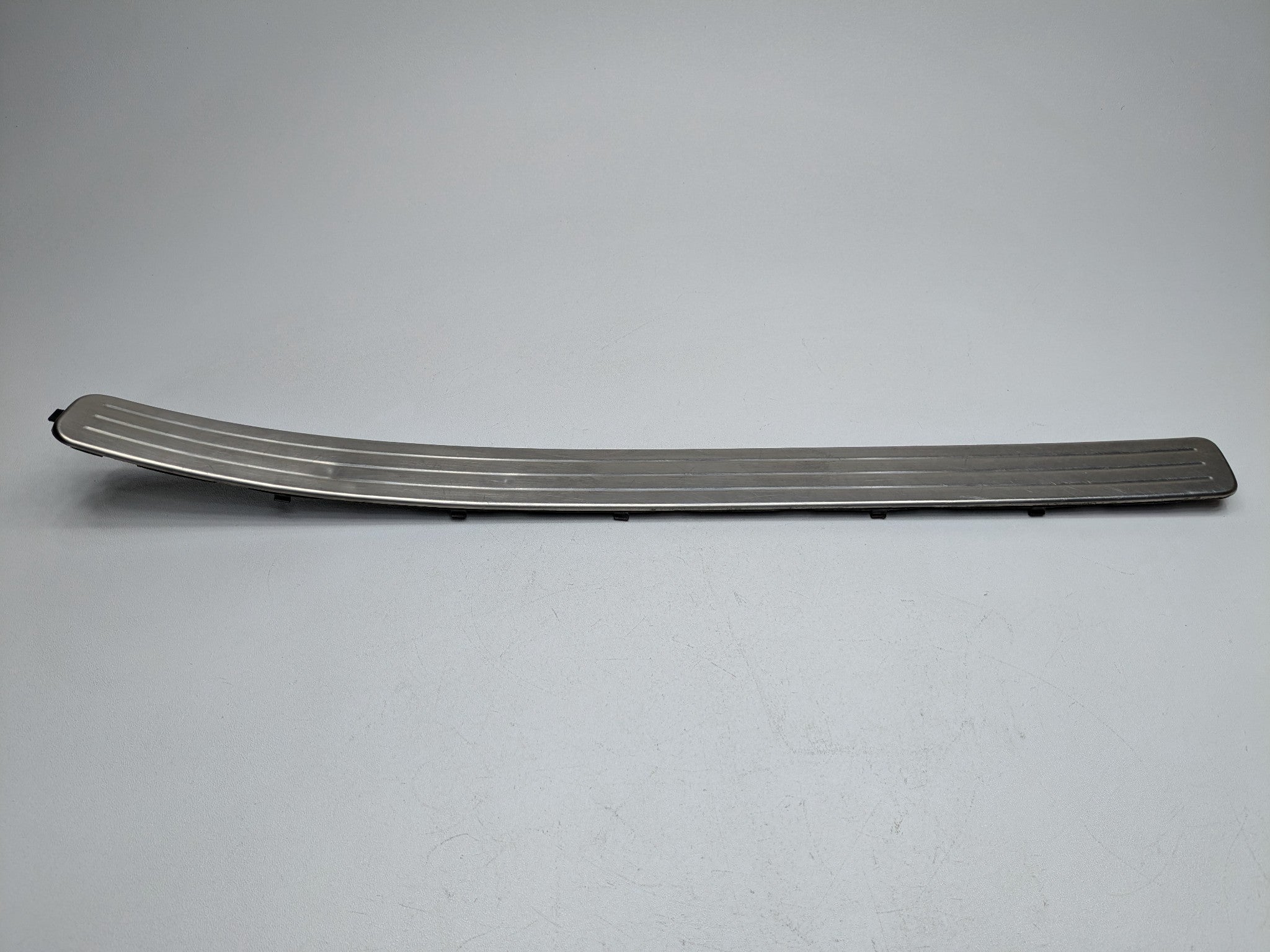 2008 - 2010 OEM PORSCHE CAYENNE FRONT LEFT DRIVER SIDE DOOR SILL SCUFF PLATE