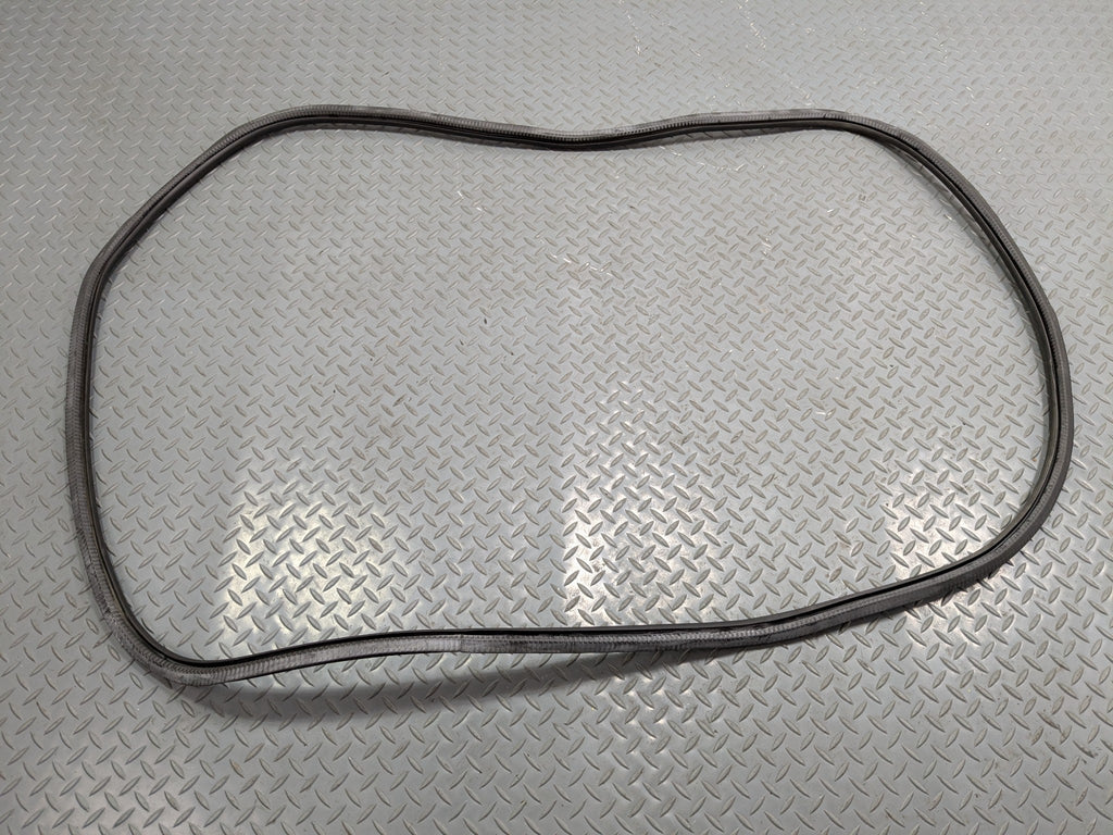2008 - 2010 OEM PORSCHE CAYENNE FRONT RIGHT DOOR SEAL WEATHER STRIPPING