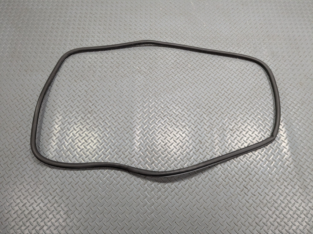 2008 - 2010 OEM PORSCHE CAYENNE REAR RIGHT SIDE DOOR SEAL WEATHER STRIPPING