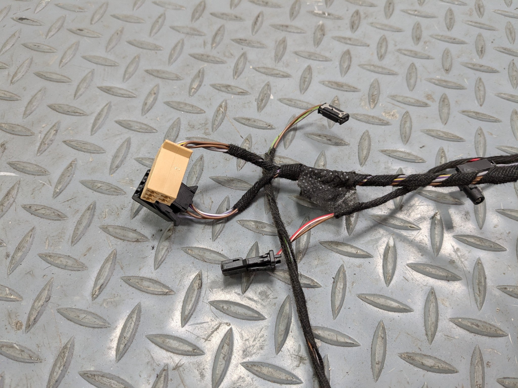 2008 - 2010 OEM PORSCHE CAYENNE REAR RIGHT PASSENGEER SIDE DOOR WIRING HARNESS