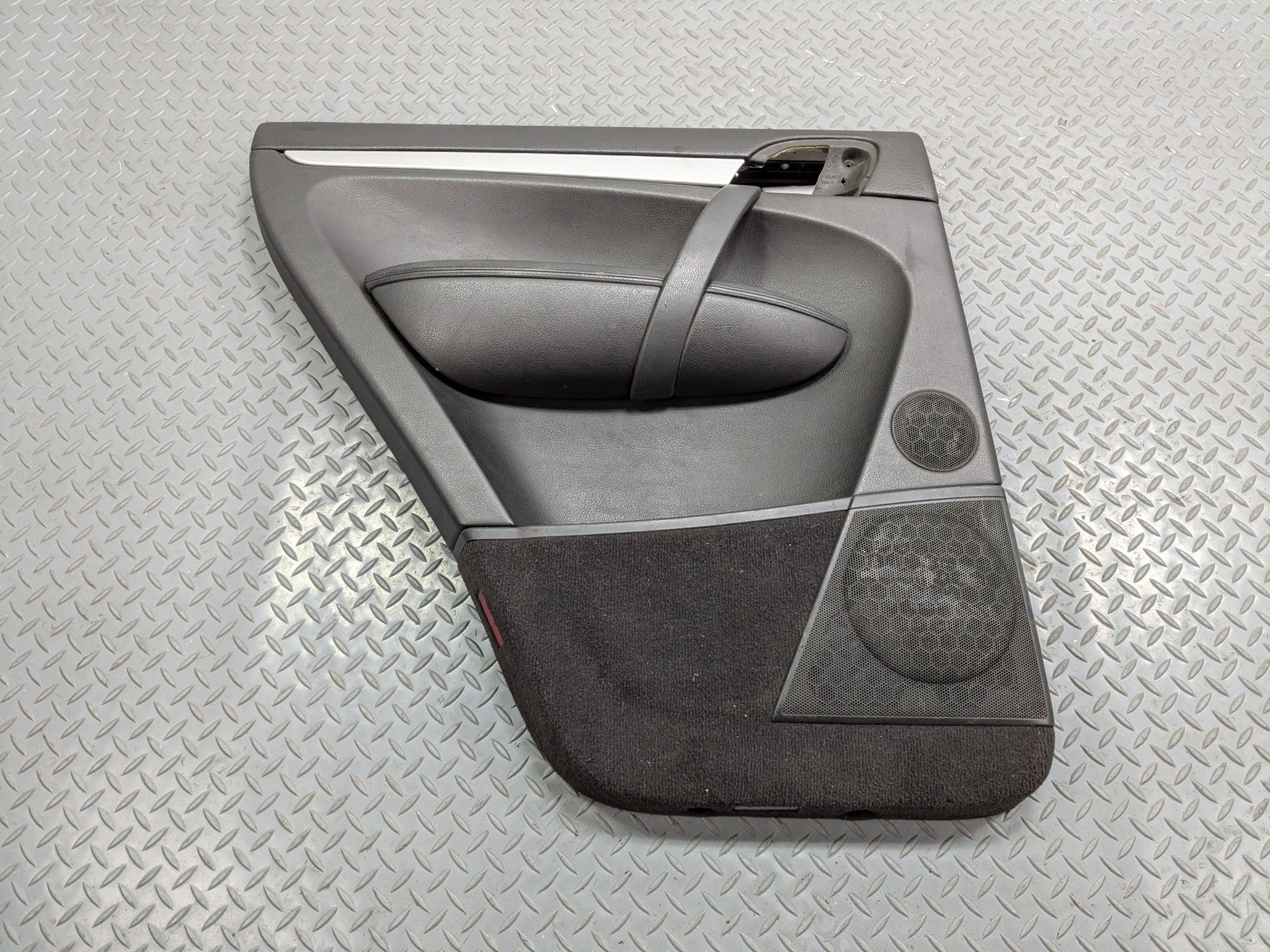 2008 - 2010 OEM PORSCHE CAYENNE REAR LEFT INTERIOR DOOR PANEL TRIM COVER BLACK