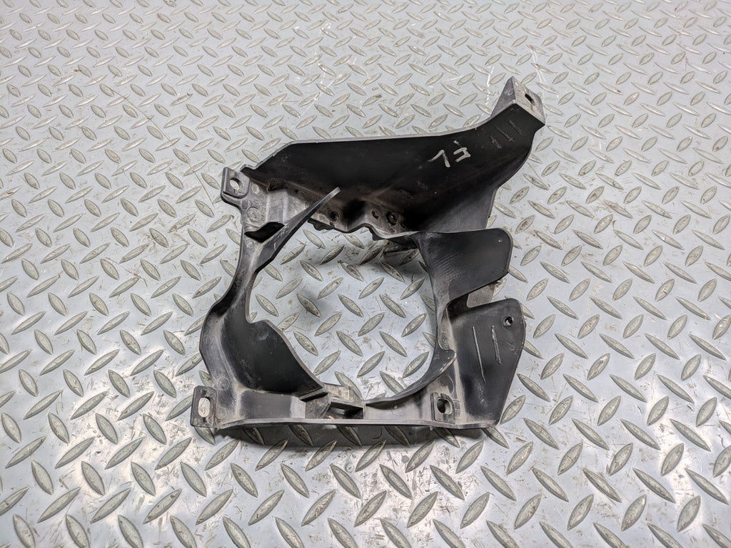 2008 - 2010 OEM PORSCHE CAYENNE FRONT LEFT SIDE FOG LIGHT SUPPORT BRACKET