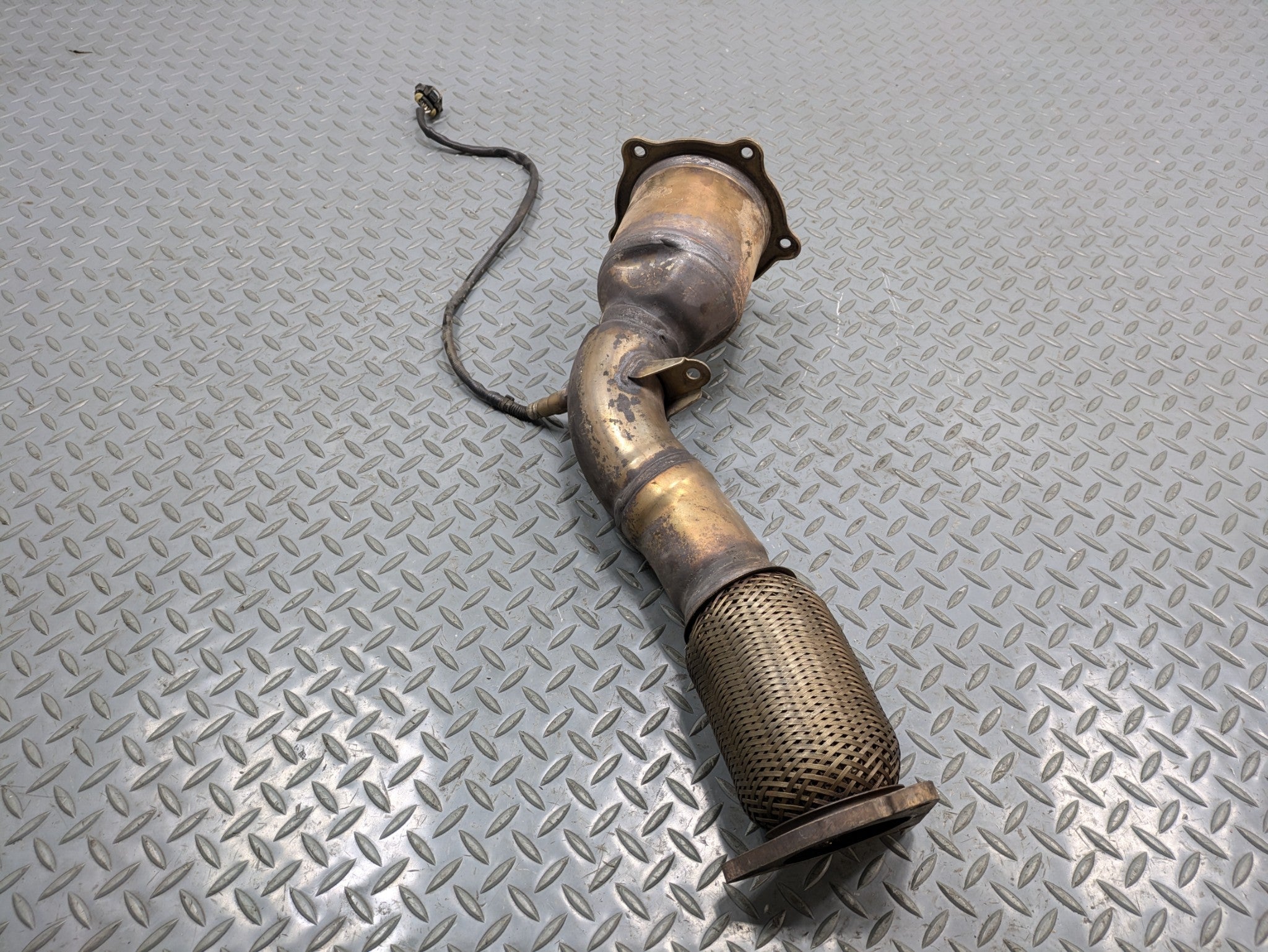 2008 - 2010 OEM PORSCHE CAYENNE REAR LEFT DRIVER SIDE EXHAUST MANIFOLD DOWNPIPE