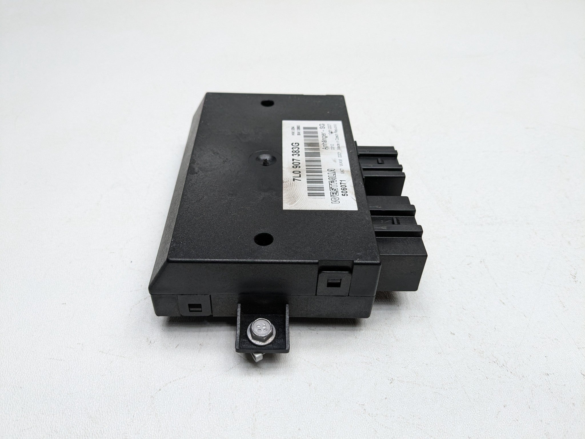 2008 - 2010 OEM PORSCHE CAYENNE TOW TOWING TRAILER COMPUTER CONTROL MODULE UNIT