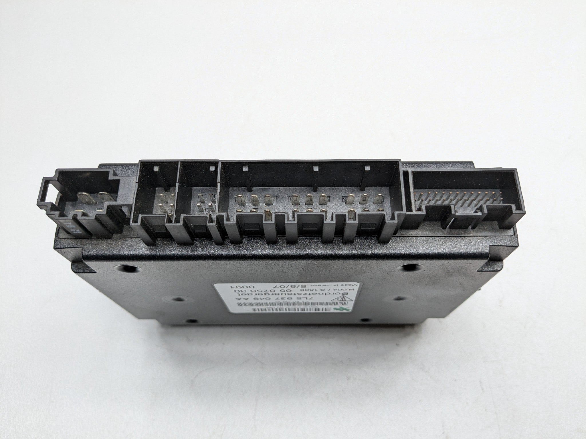 2008 - 2010 OEM PORSCHE CAYENNE BODY CONTROL COMPUTER MODULE BCM