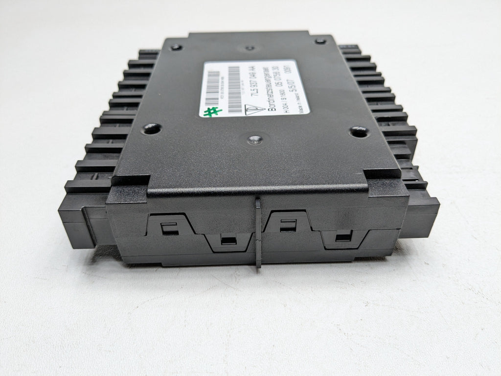 2008 - 2010 OEM PORSCHE CAYENNE BODY CONTROL COMPUTER MODULE BCM