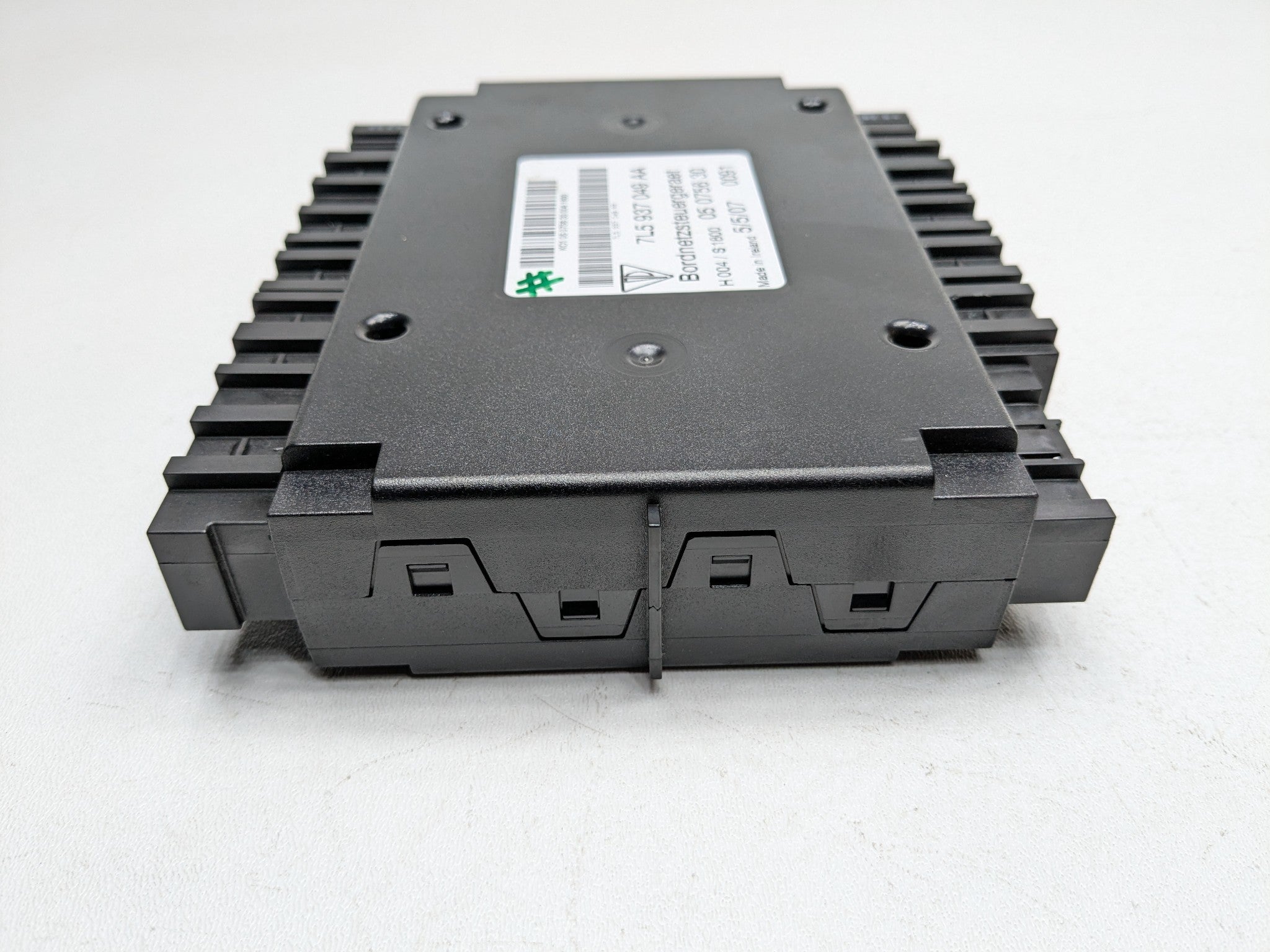 2008 - 2010 OEM PORSCHE CAYENNE BODY CONTROL COMPUTER MODULE BCM