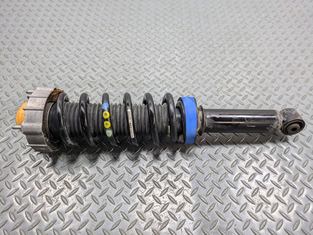 08 - 10 OEM PORSCHE CAYENNE REAR RIGHT PASSENGER SIDE SUSPENSION STRUT ASSEMBLY