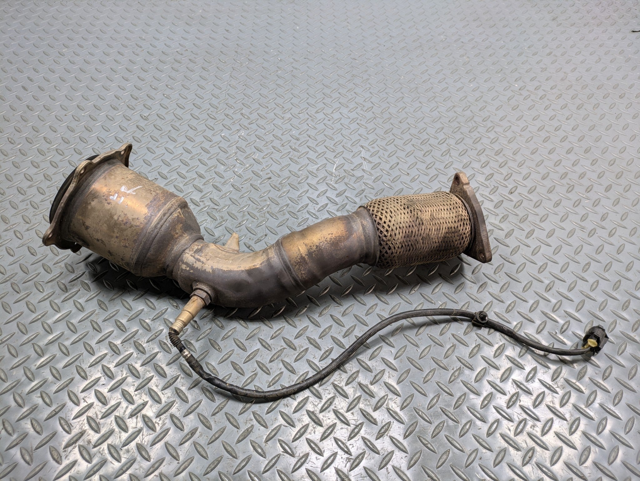 2008 - 2010 OEM PORSCHE CAYENNE REAR PASSENGER SIDE EXHAUST MANIFOLD DOWNPIPE
