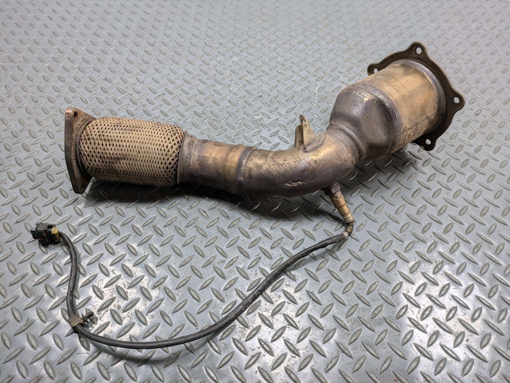 2008 - 2010 OEM PORSCHE CAYENNE REAR PASSENGER SIDE EXHAUST MANIFOLD DOWNPIPE