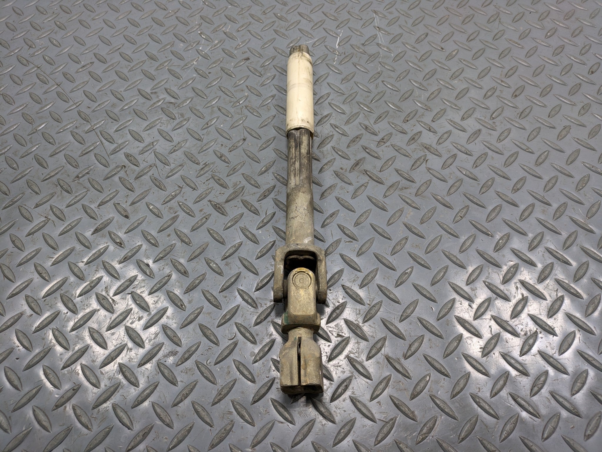 2008 - 2010 OEM PORSCHE CAYENNE STEERING COLUMN LOWER JOINT SHAFT ASSEMBLY