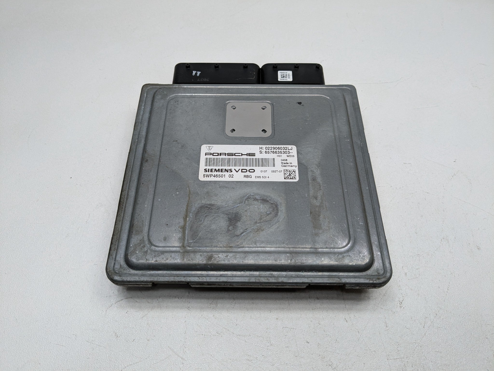 2008 - 2010 OEM PORSCHE CAYENNE ENGINE CONTROL MODULE MOTOR BRAIN BOX ECM