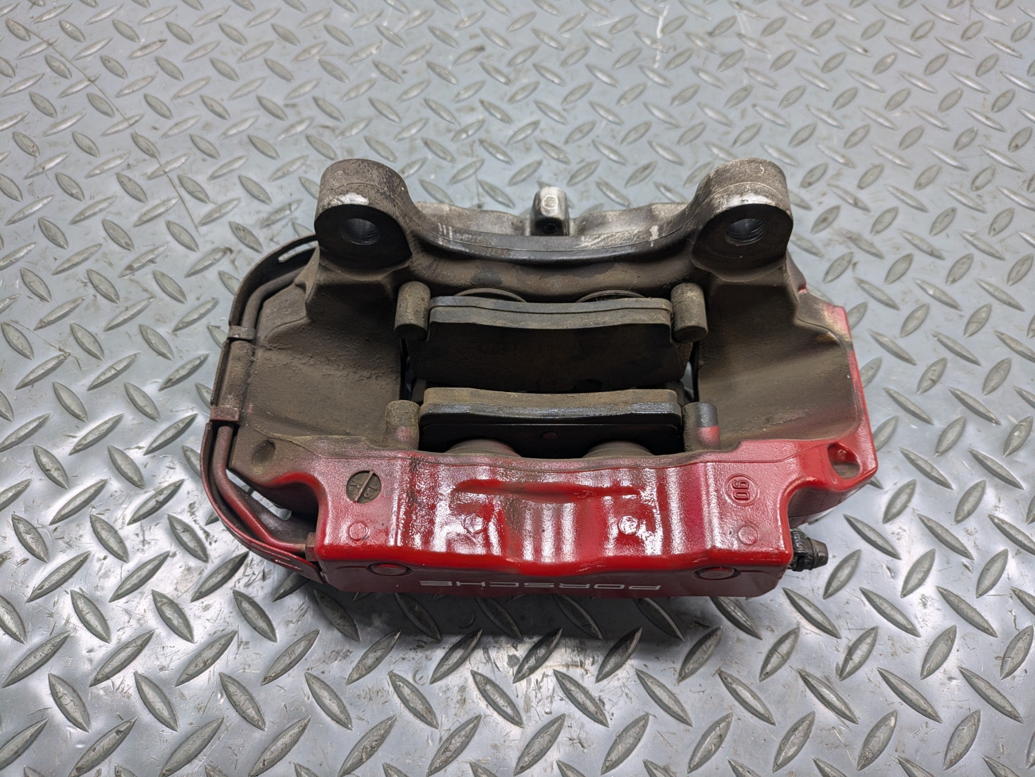 2008 - 2010 OEM PORSCHE CAYENNE REAR RIGHT SIDE BRAKE CALIPER ASSEMBLY
