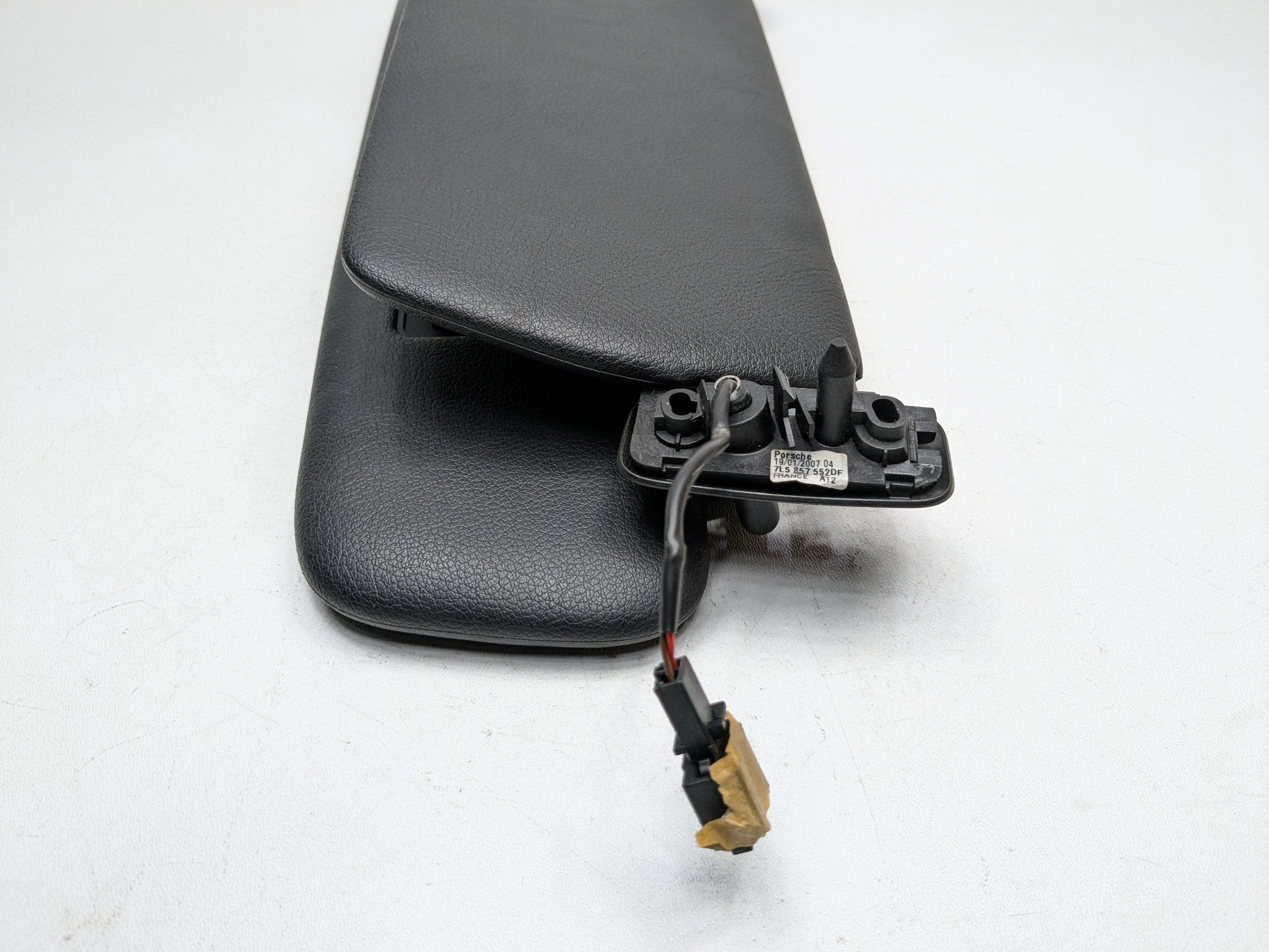 2008 - 2010 OEM PORSCHE CAYENNE FRONT RIGHT PASSENGER SIDE SUN VISOR