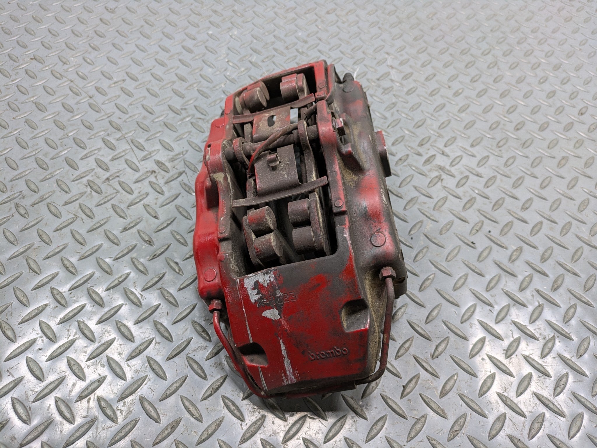 2008 - 2010 OEM PORSCHE CAYENNE FRONT RIGHT SIDE BRAKE CALIPER ASSEMBLY