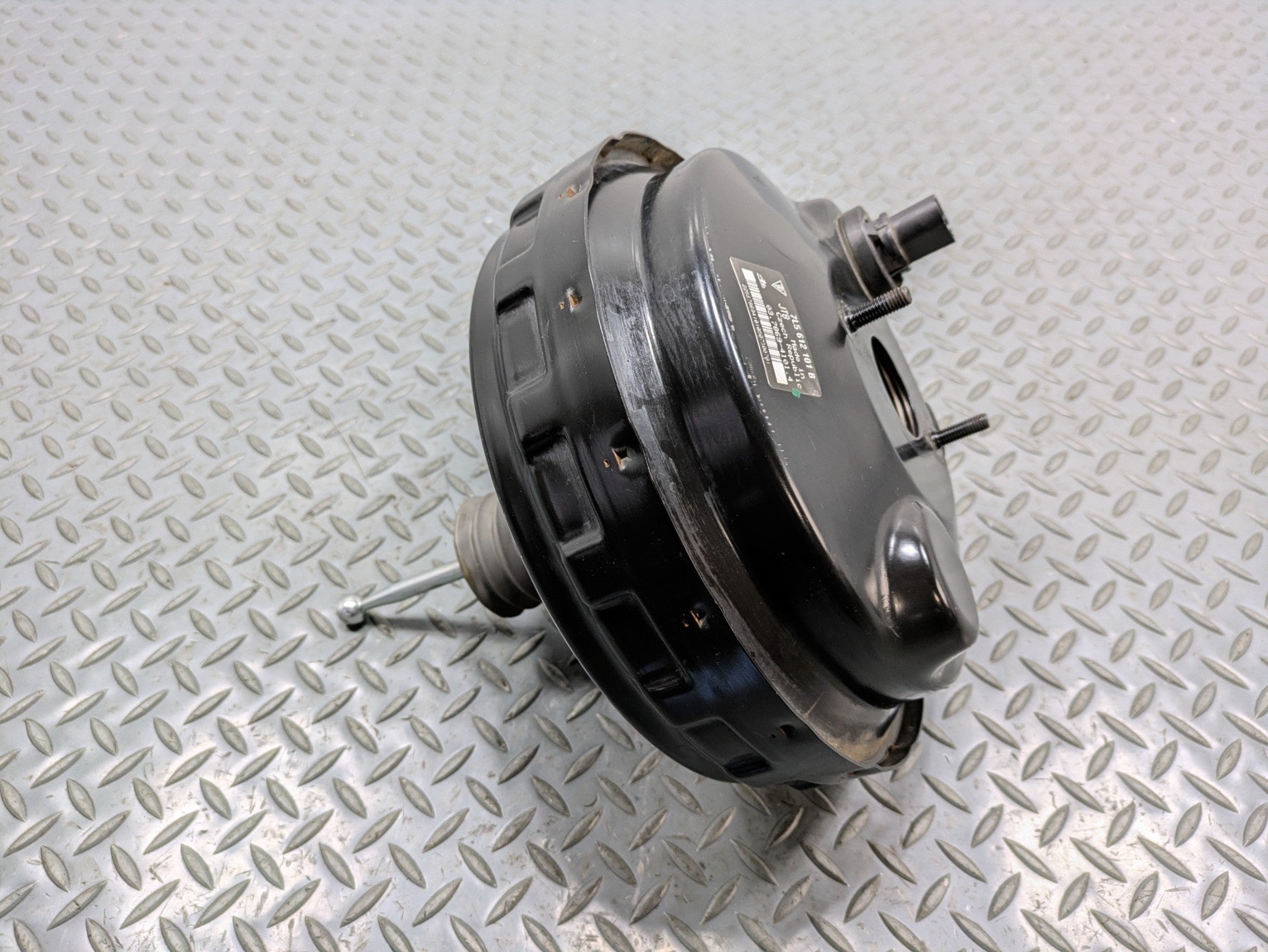 2008 - 2010 OEM PORSCHE CAYENNE POWER BRAKE BOOSTER ASSEMBLY