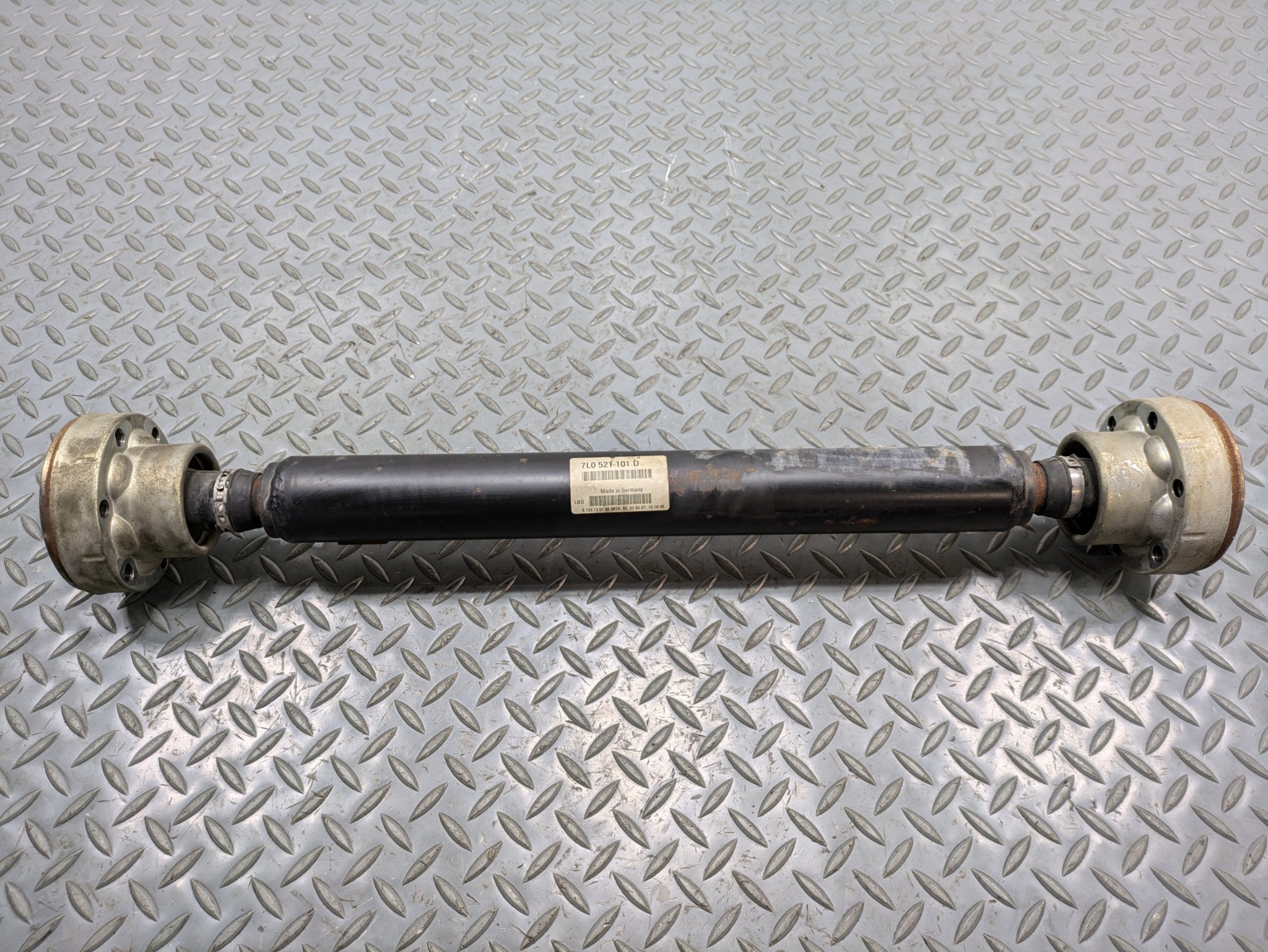2008 - 2010 OEM PORSCHE CAYENNE FRONT DRIVE SHAFT ASSEMBLY