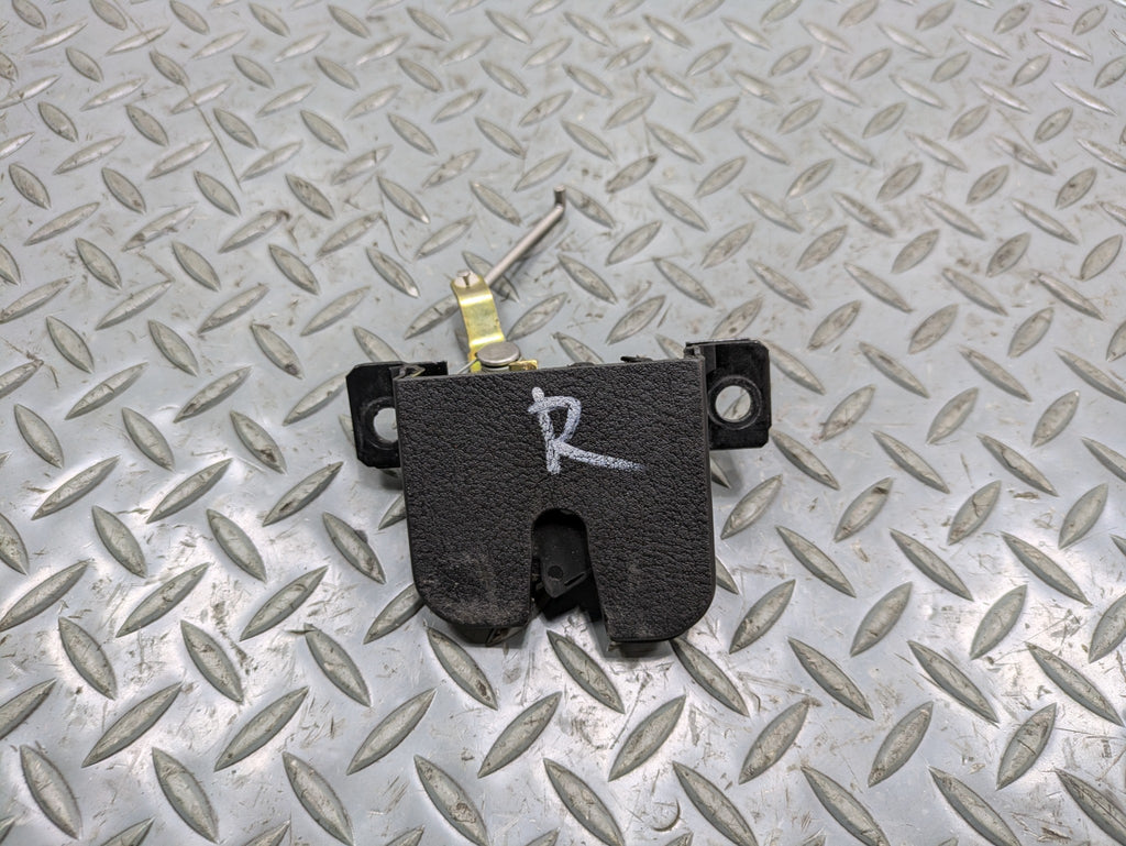 2008 - 2010 OEM PORSCHE CAYENNE TRUNK LID LATCH LOCK LATCH RELEASE ACTUATOR