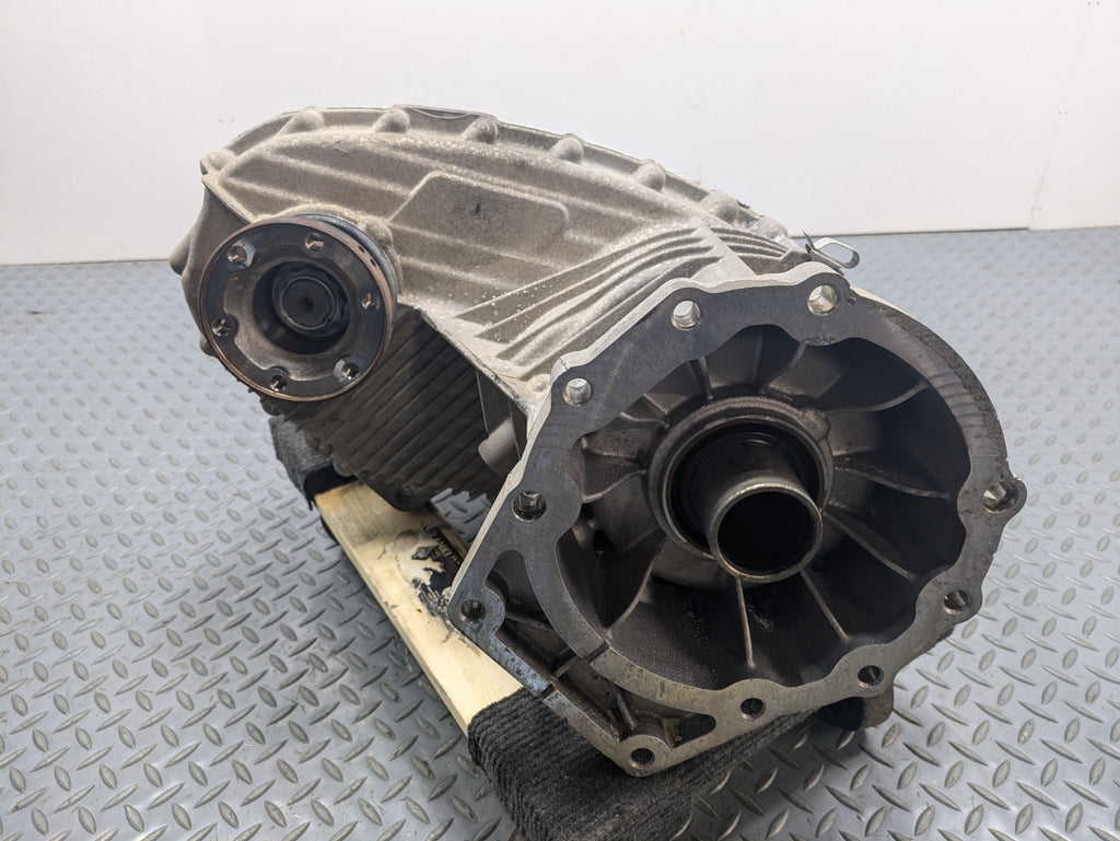2008 - 2010 OEM PORSCHE CAYENNE 4.8L AT TRANSFER CASE BOX ASSEMBLY