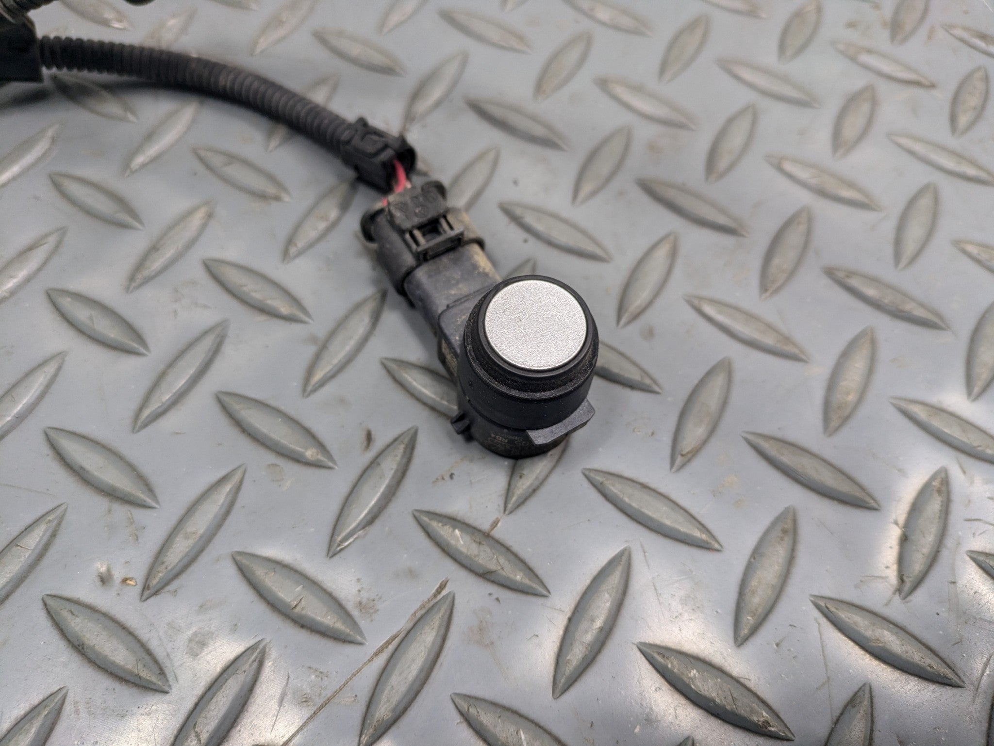 2008 - 2010 OEM PORSCHE CAYENNE REAR BUMPER PARK ASSIST SENSOR WIRE HARNESS