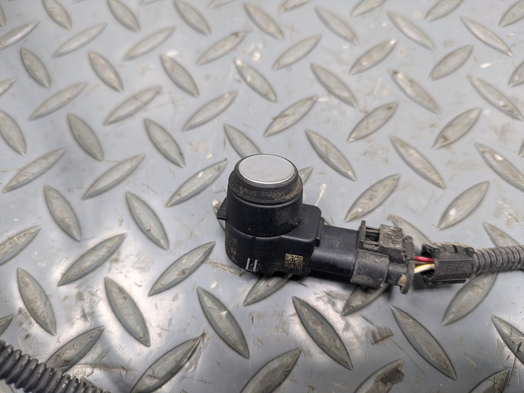 2008 - 2010 OEM PORSCHE CAYENNE REAR BUMPER PARK ASSIST SENSOR WIRE HARNESS
