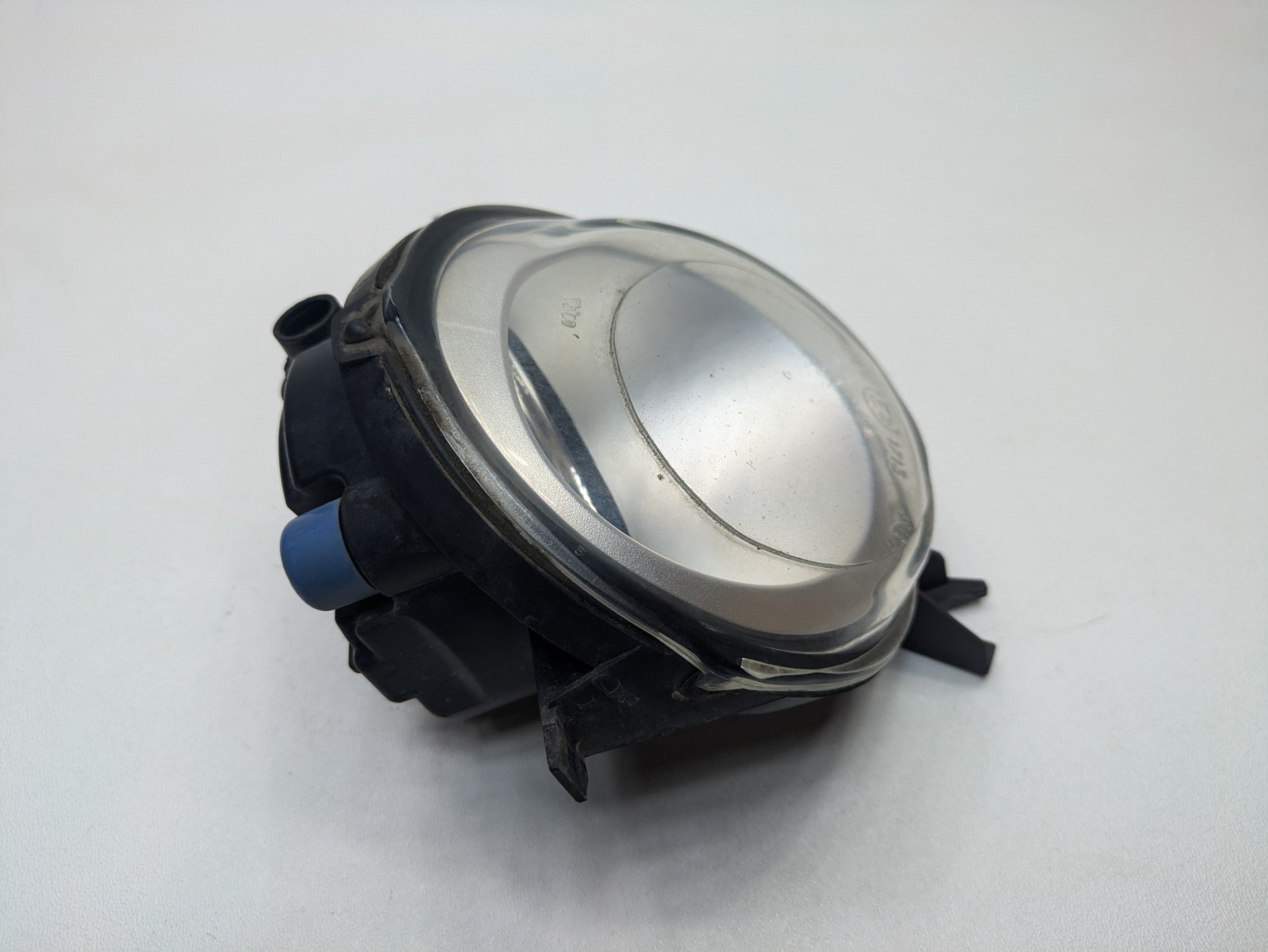 2008 - 2010 OEM PORSCHE CAYENNE FRONT LEFT DRIVER SIDE BUMPER FOG LIGHT ASSEMBLY