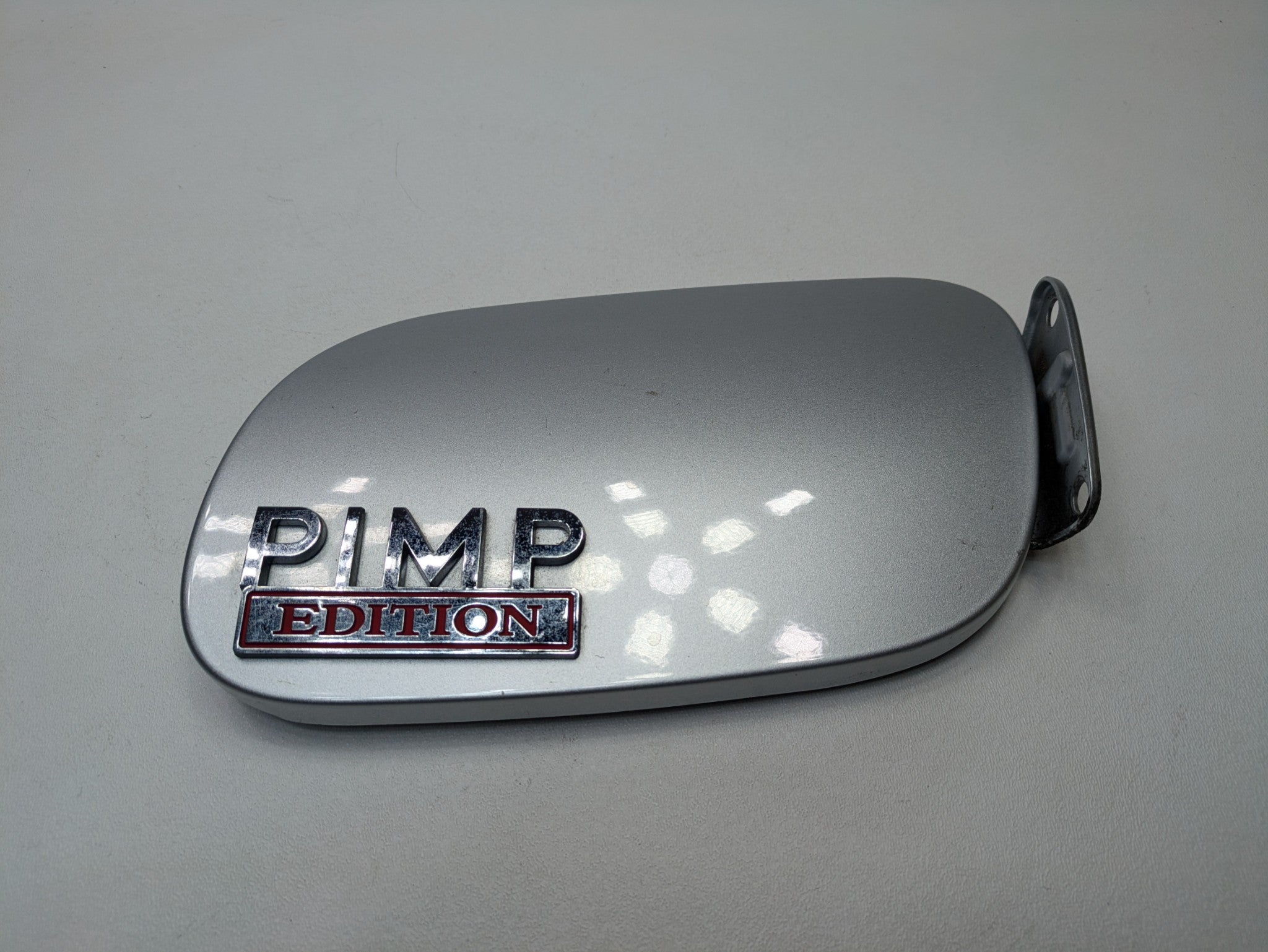 2008 - 2010 OEM PORSCHE CAYENNE FUEL GAS TANK FILLER FLAP DOOR LID COVER