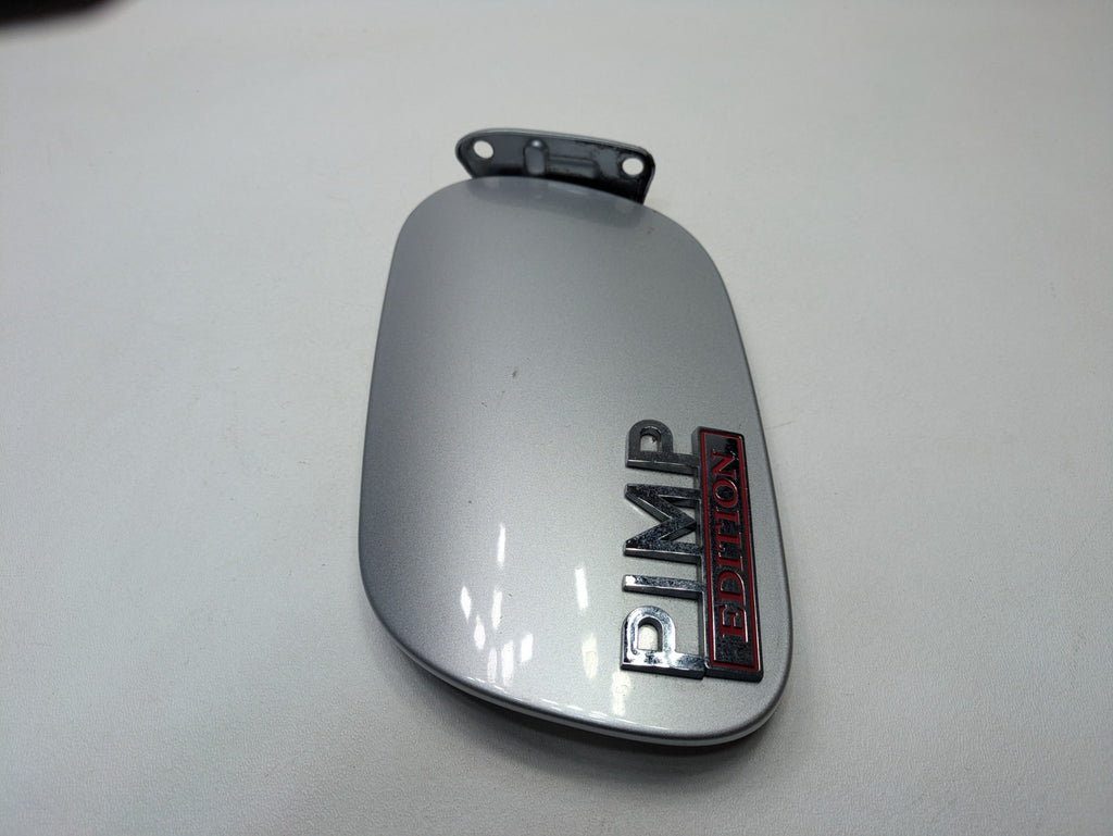2008 - 2010 OEM PORSCHE CAYENNE FUEL GAS TANK FILLER FLAP DOOR LID COVER