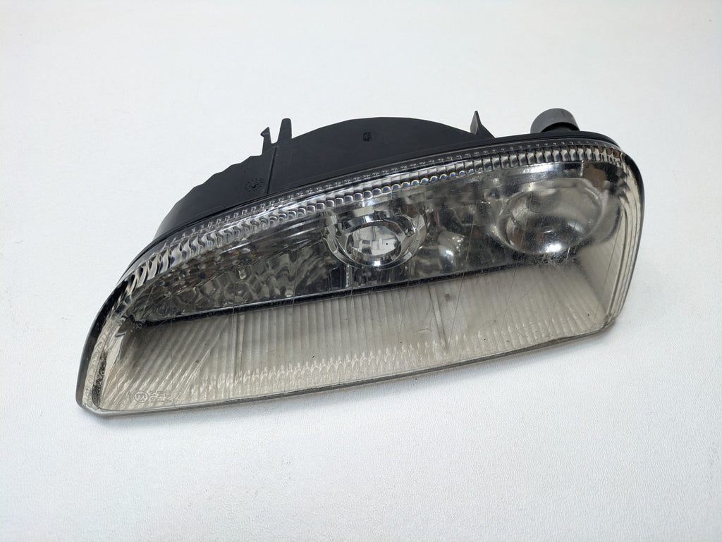 2008 - 2010 OEM PORSCHE CAYENNE RIGHT PASSENGER BUMPER TURN SIGNAL AND FOG LIGHT