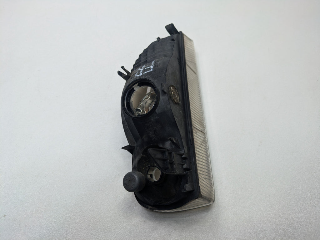 2008 - 2010 OEM PORSCHE CAYENNE RIGHT PASSENGER BUMPER TURN SIGNAL AND FOG LIGHT
